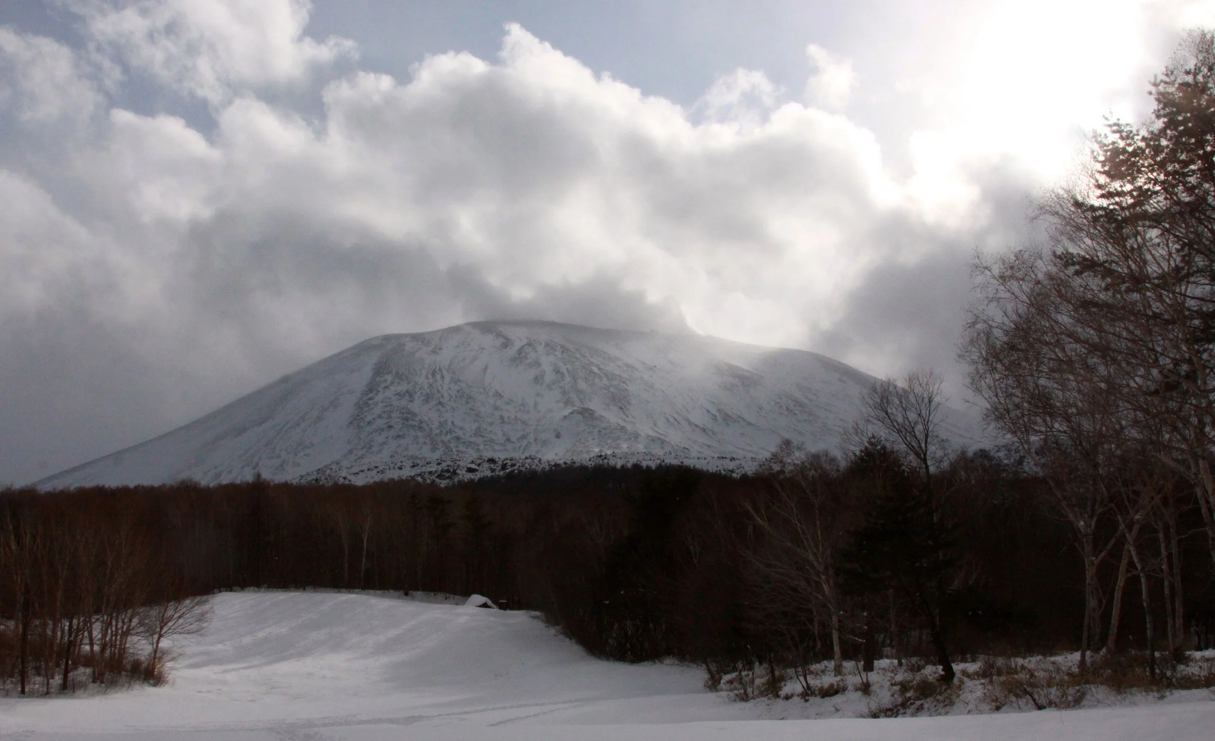 MOUNT ASAMA - JOSHIN'ETSUKOGEN NATIONAL PARK JAPAN (34).JPG