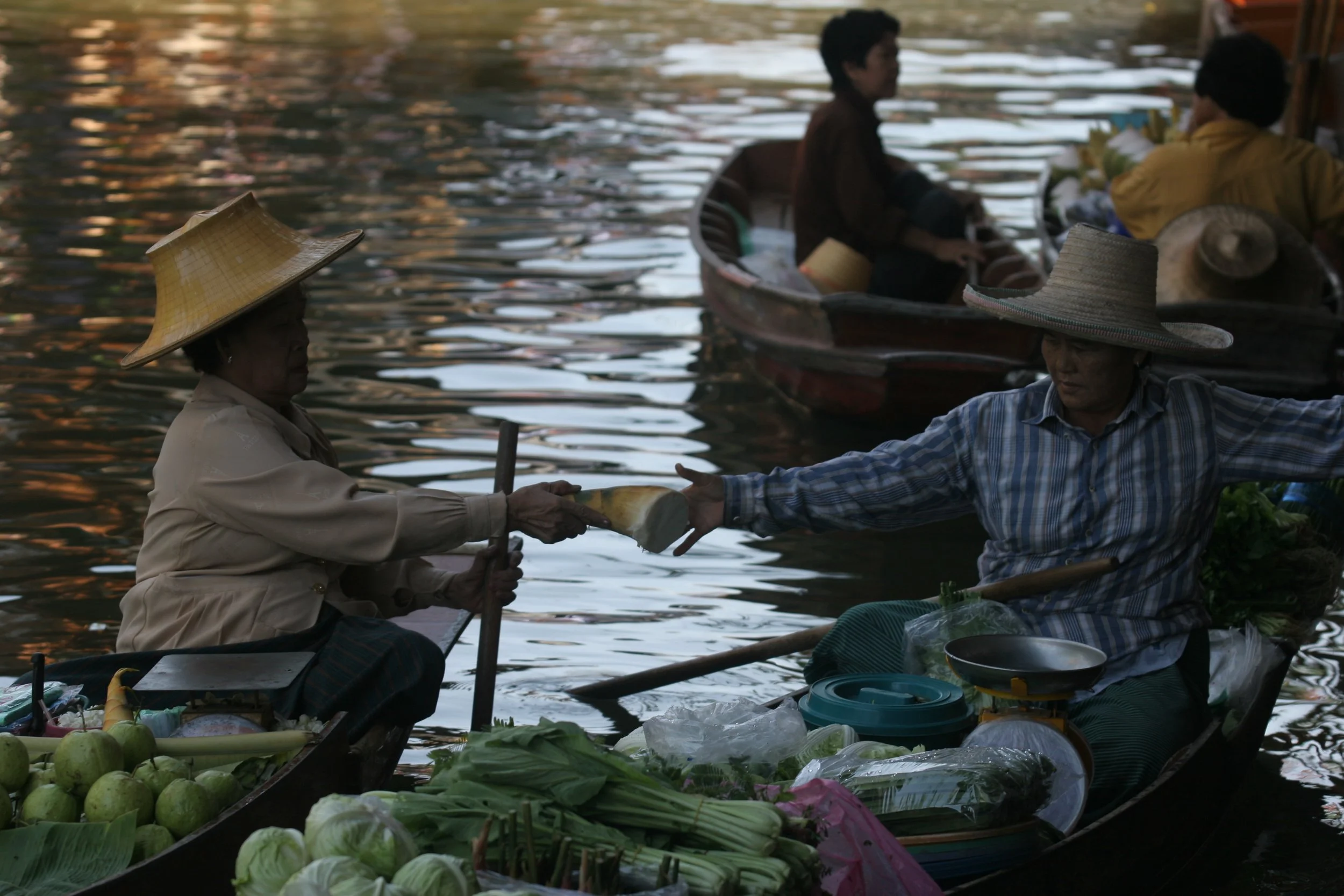 FLOATING MARKET6 (16).jpg