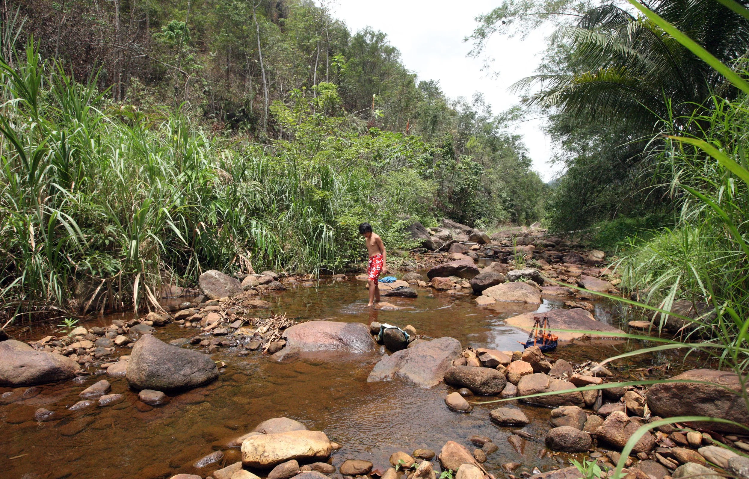 2014 Nakhonsithammarat with Family (23).JPG