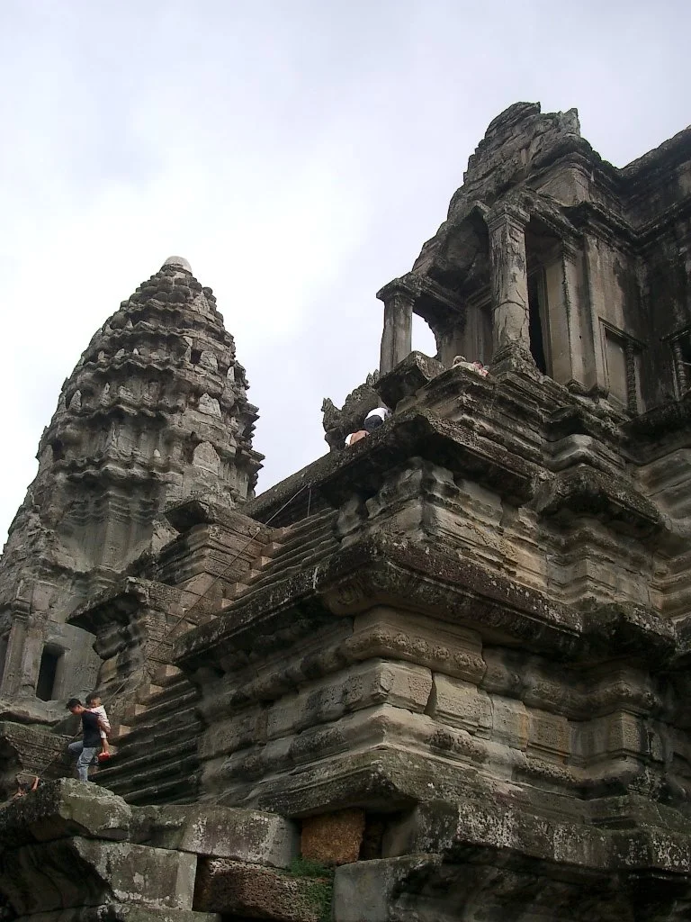 ANGKOR - ANGKOR WAT TEMPLE - CAMBODIA (40).JPG