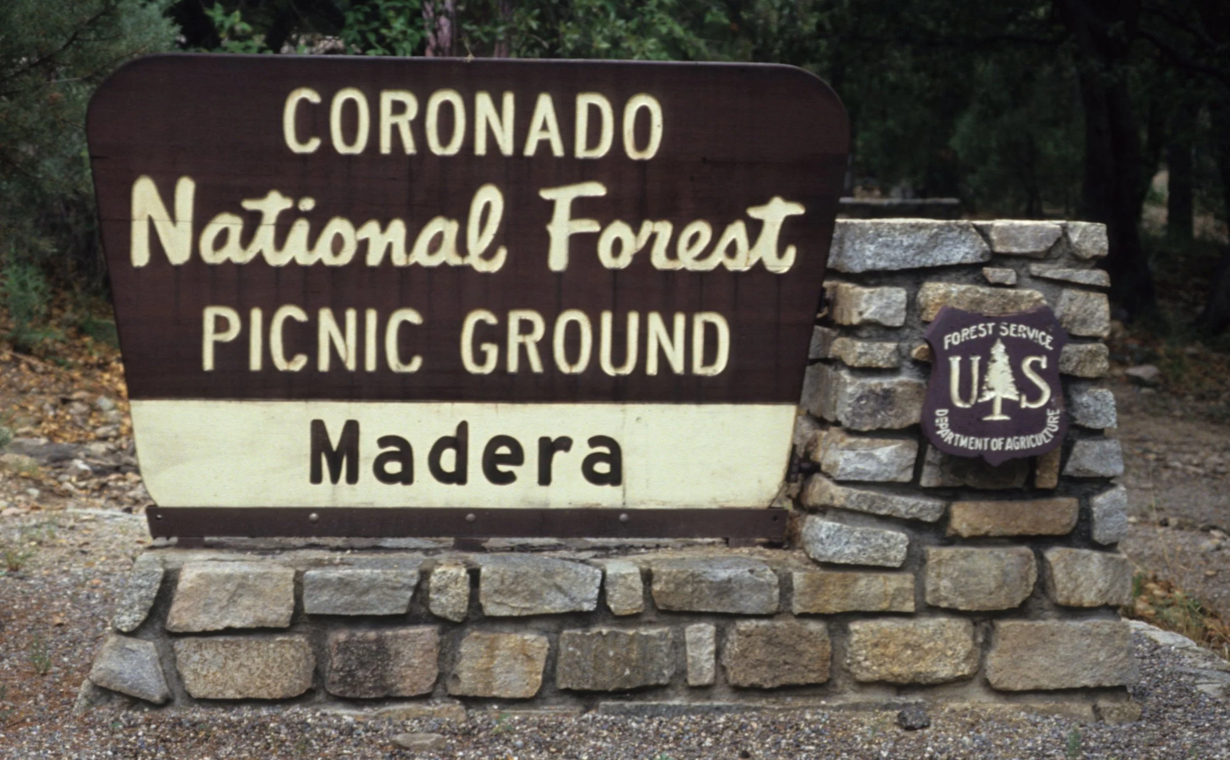 ARIZONA - MADERA CANYON SIGN.jpg