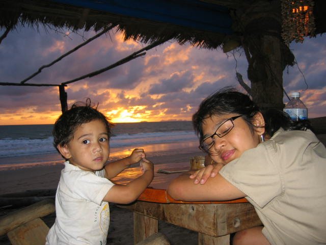 KOH LANTA - OTTOS PUB - 2005 (10).jpg