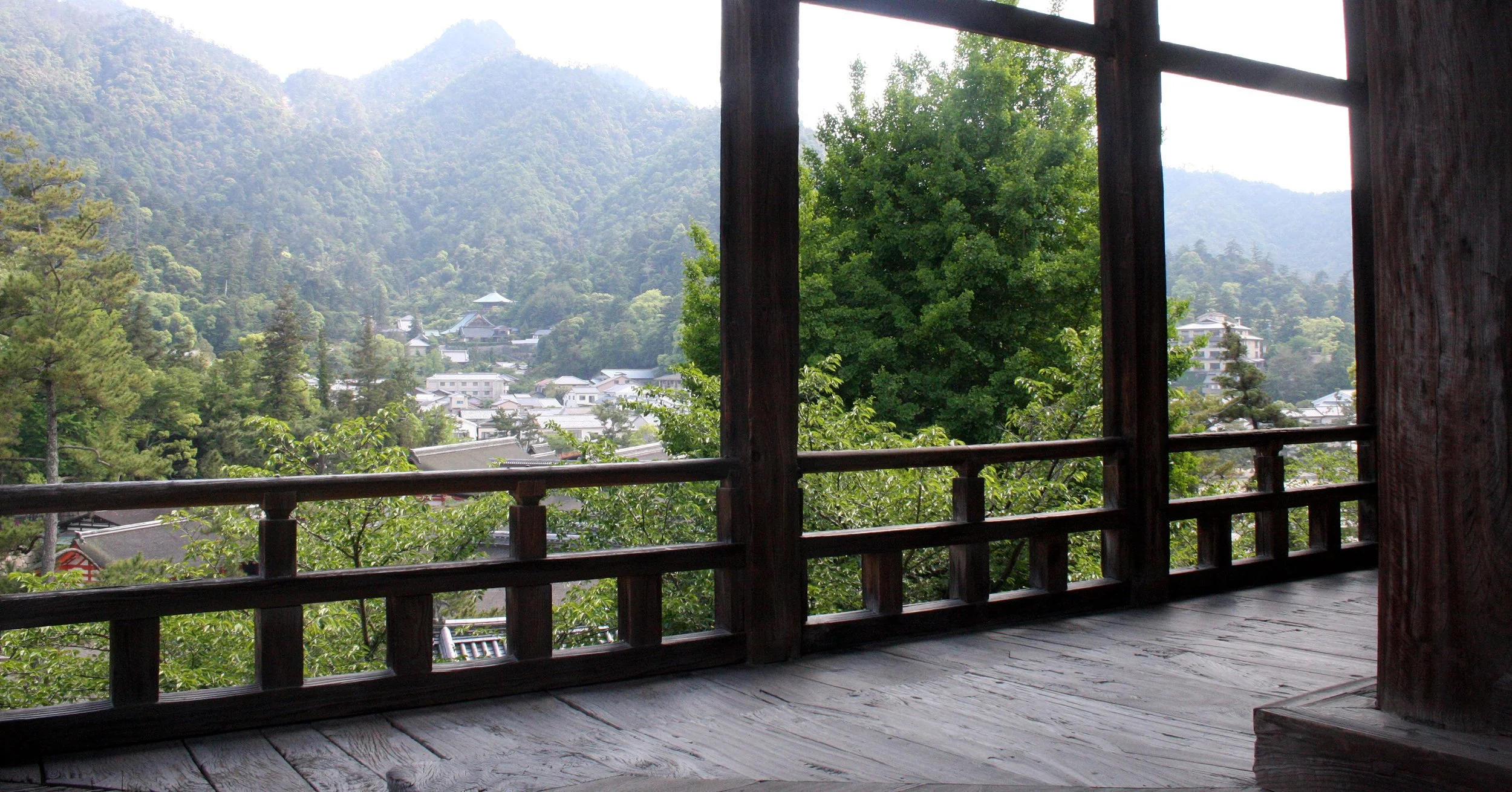 MIYAJIMA - MAY 2009 - SCENES AND LANDSCAPES (77).JPG