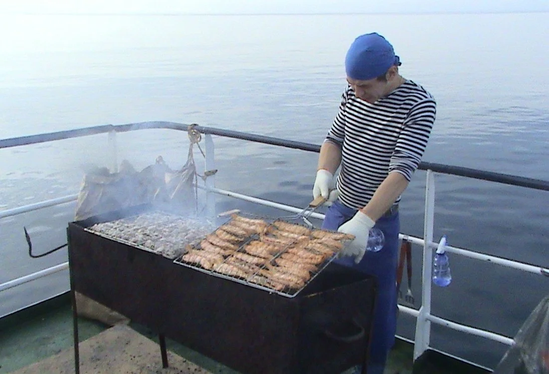 COMMANDER ISLANDS - DECK PARTY (4).JPG