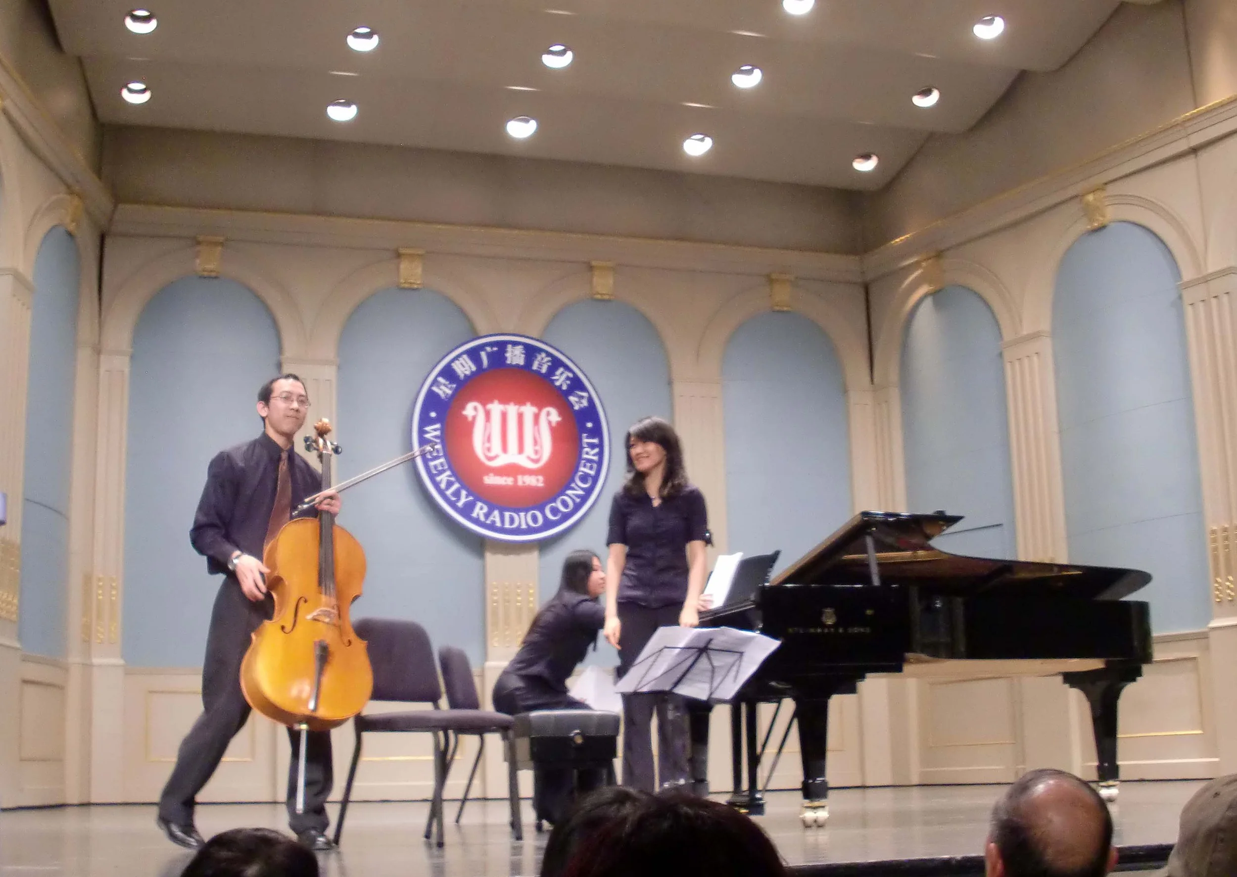 2011-3-13 NIGHT OUT IN SHANGHAI (11).JPG