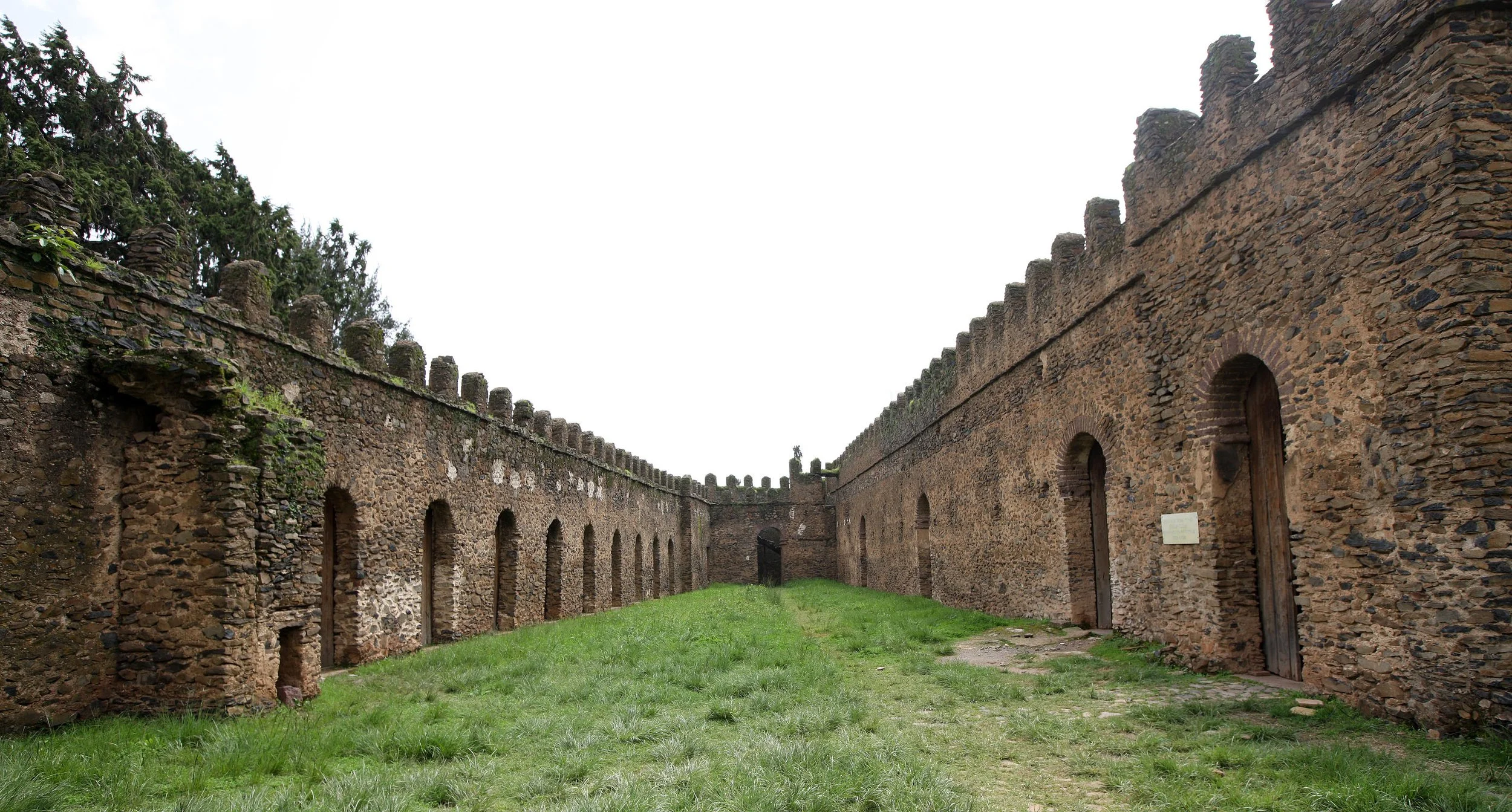 GONDAR ETHIOPIA - GONDAR CASTLE (98).JPG