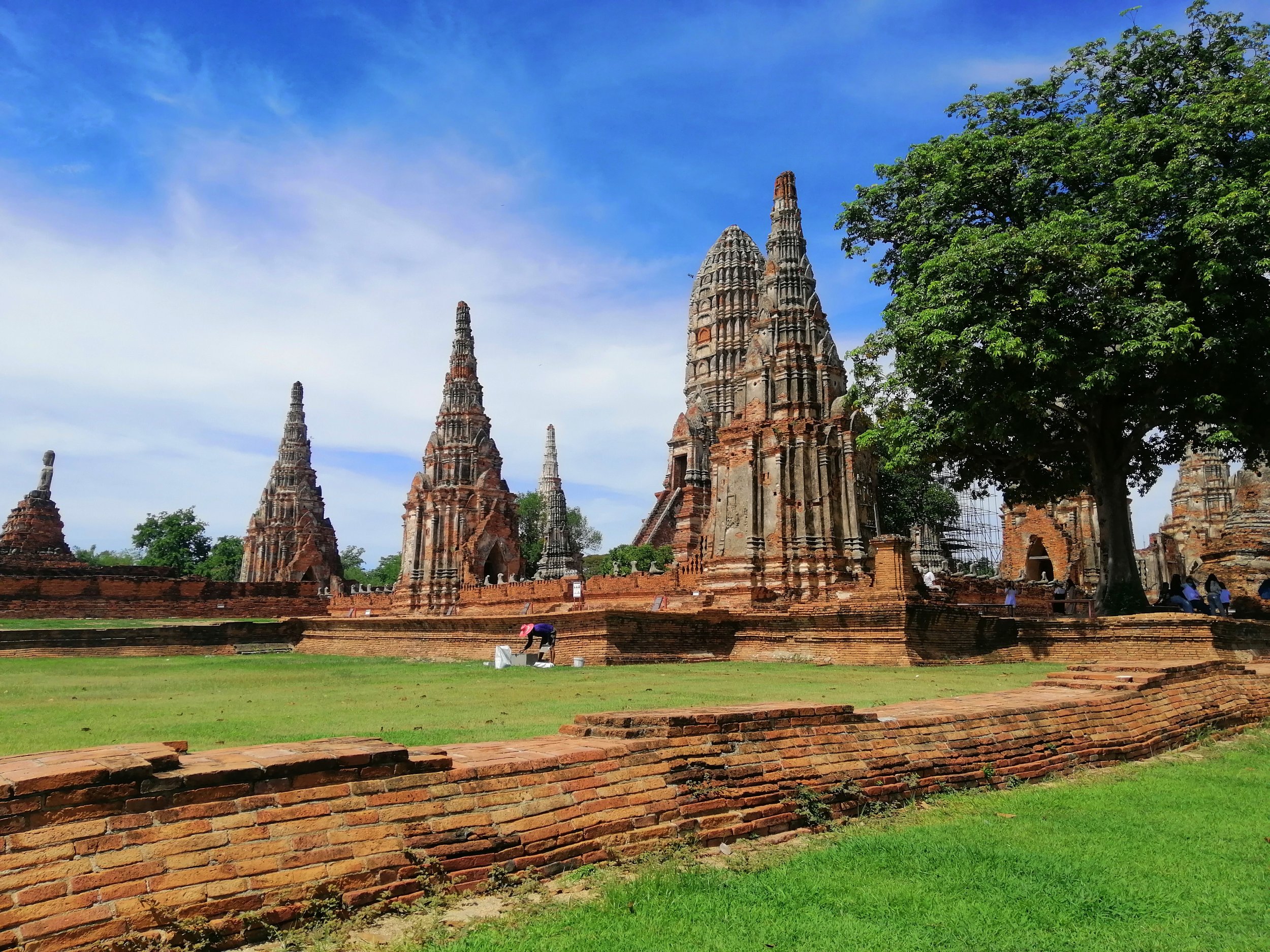 2020 Ayutthaya with Liana & Gift and Mom (2).jpg