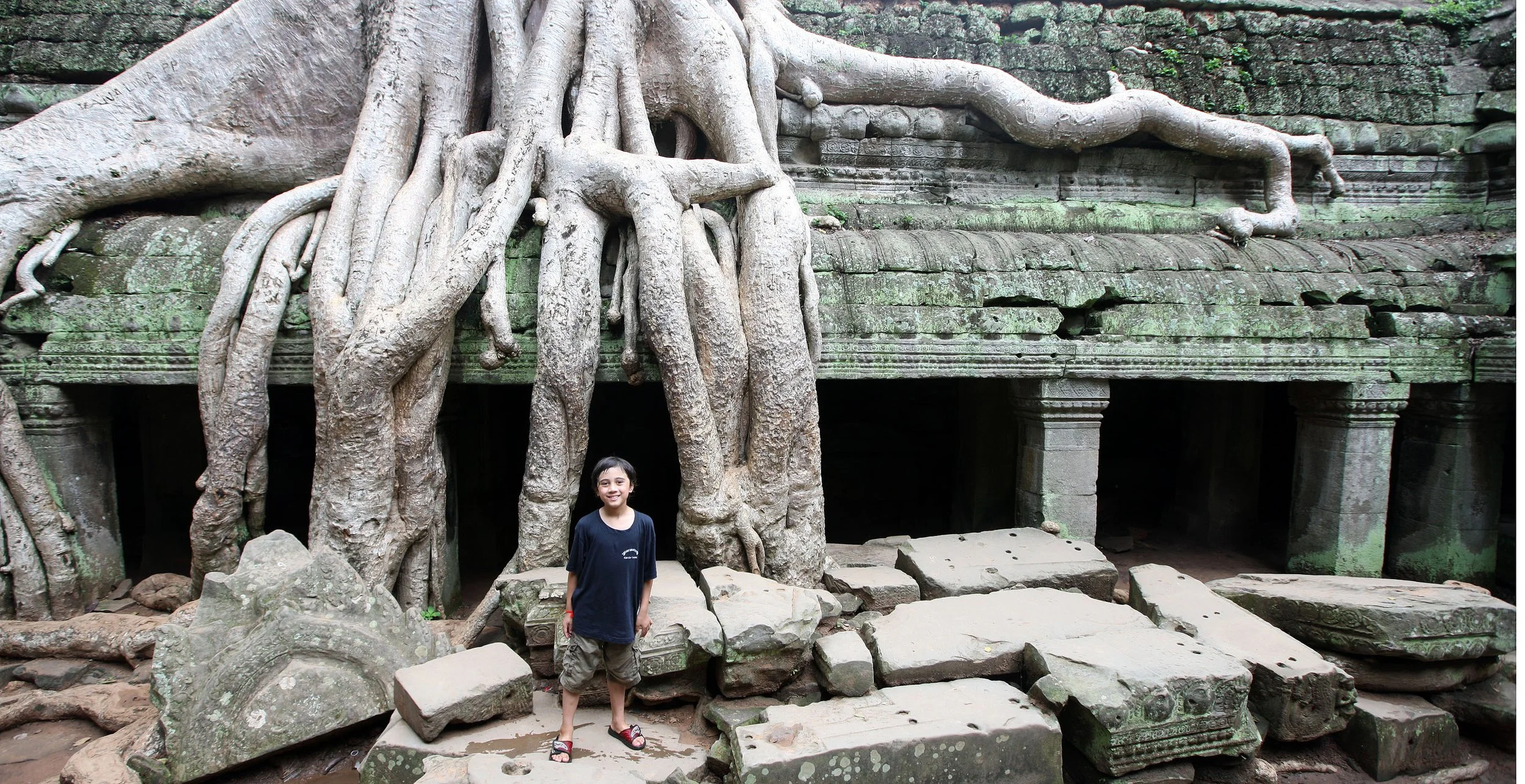 TA PROHM TEMPLE CAMBODIA - JULY 2010 (24).JPG