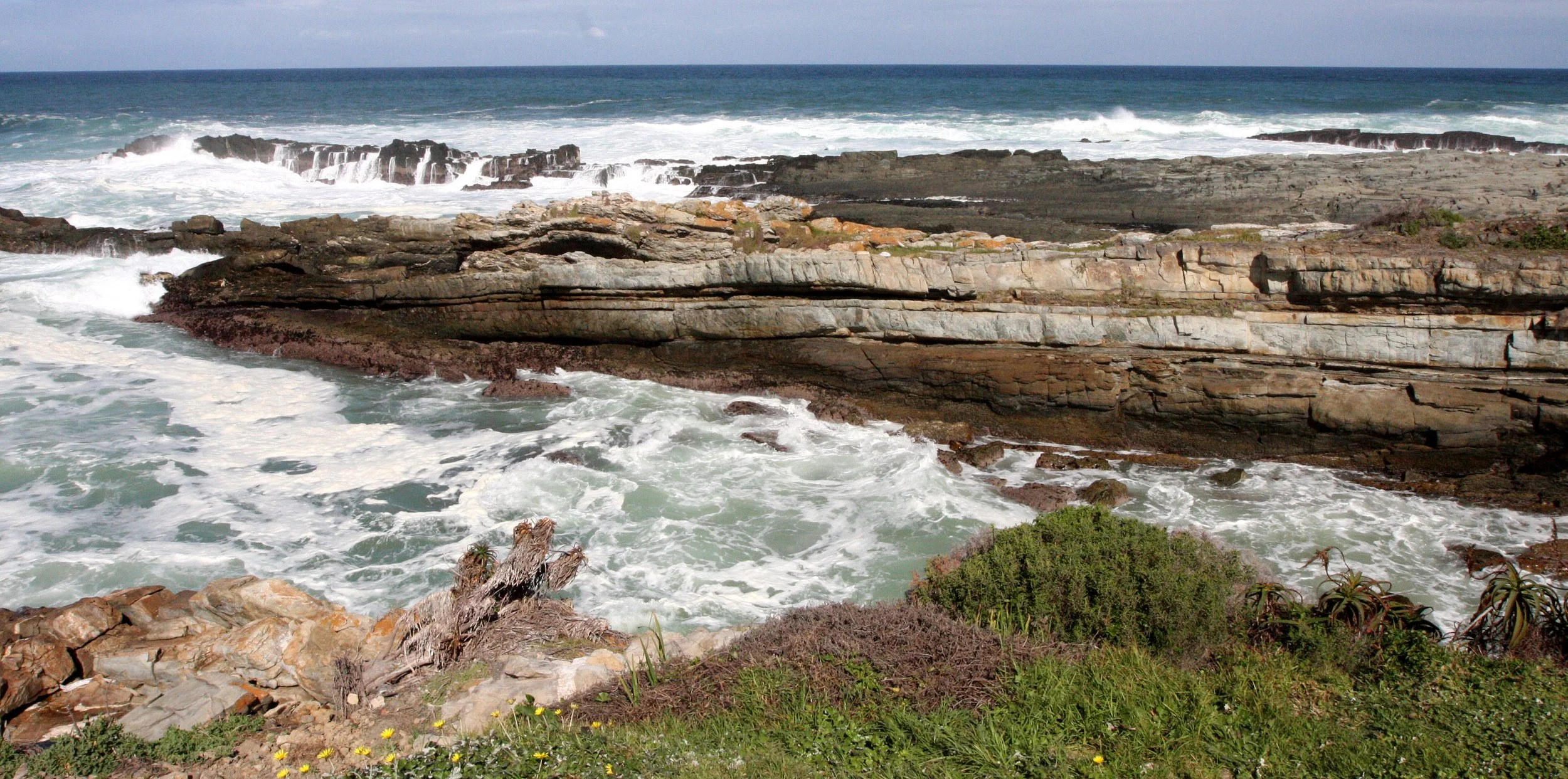 TSITSIKAMMA NATIONAL PARK SOUTH AFRICA - COASTLINE (3).JPG
