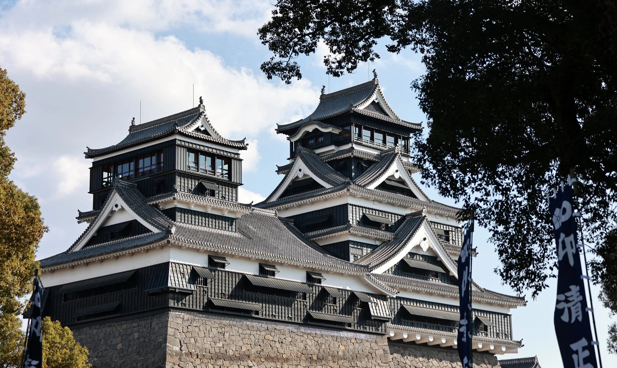 Kumamoto Castle - Kumamoto, Kyushu Japan (11).jpg