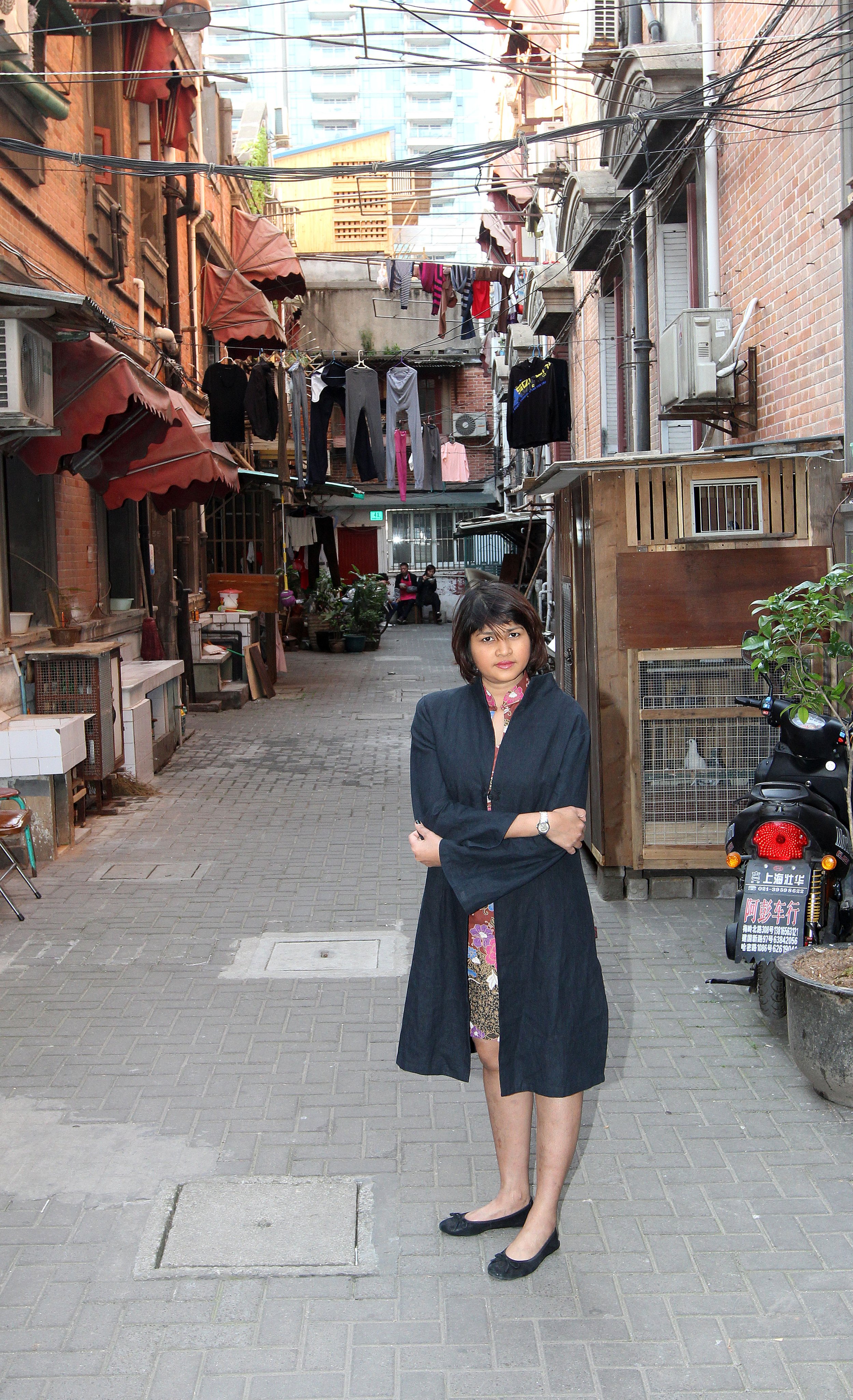 LILONG ALLEYS OFF WEST NANJING ROAD NEAR US CONSULATE - SHANGHAI (63).JPG