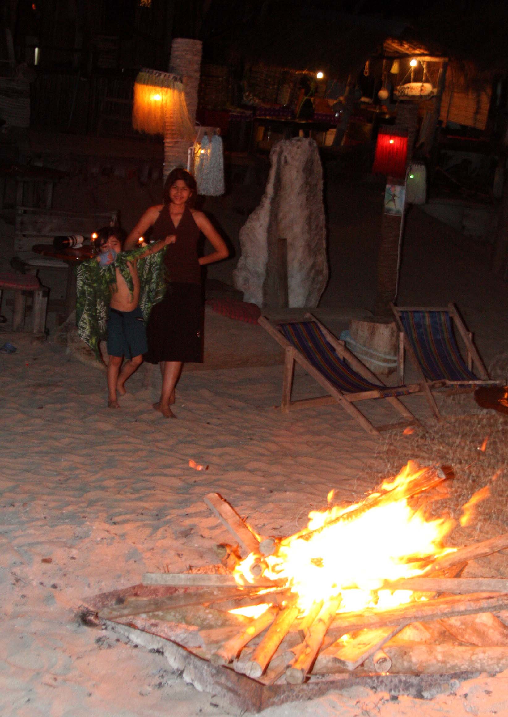 KO LANTA - PARTY AT OTTO'S - 2009 (45).JPG