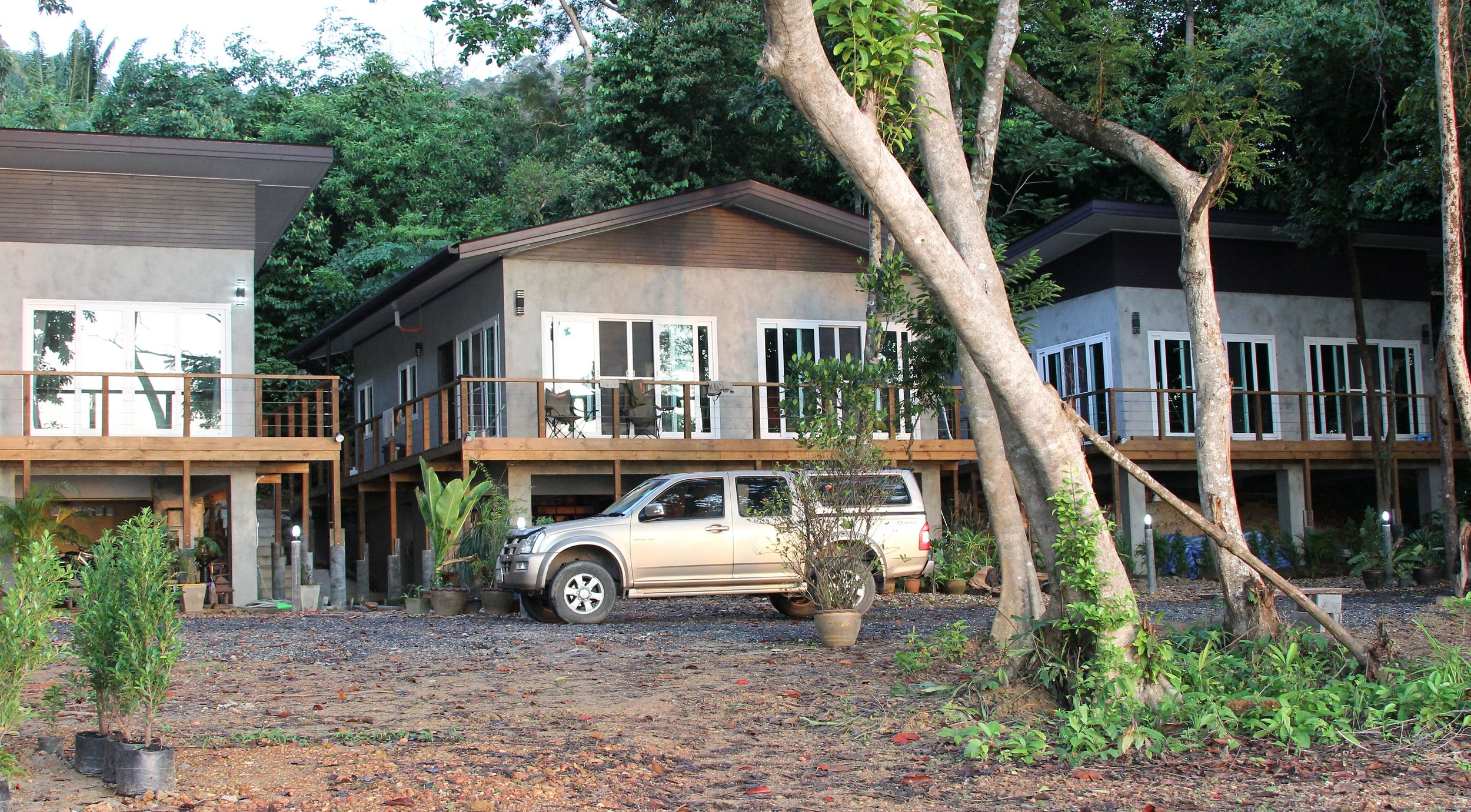 2016 Koh Lanta Landscapes, House Pictures and Family Fun (120).JPG