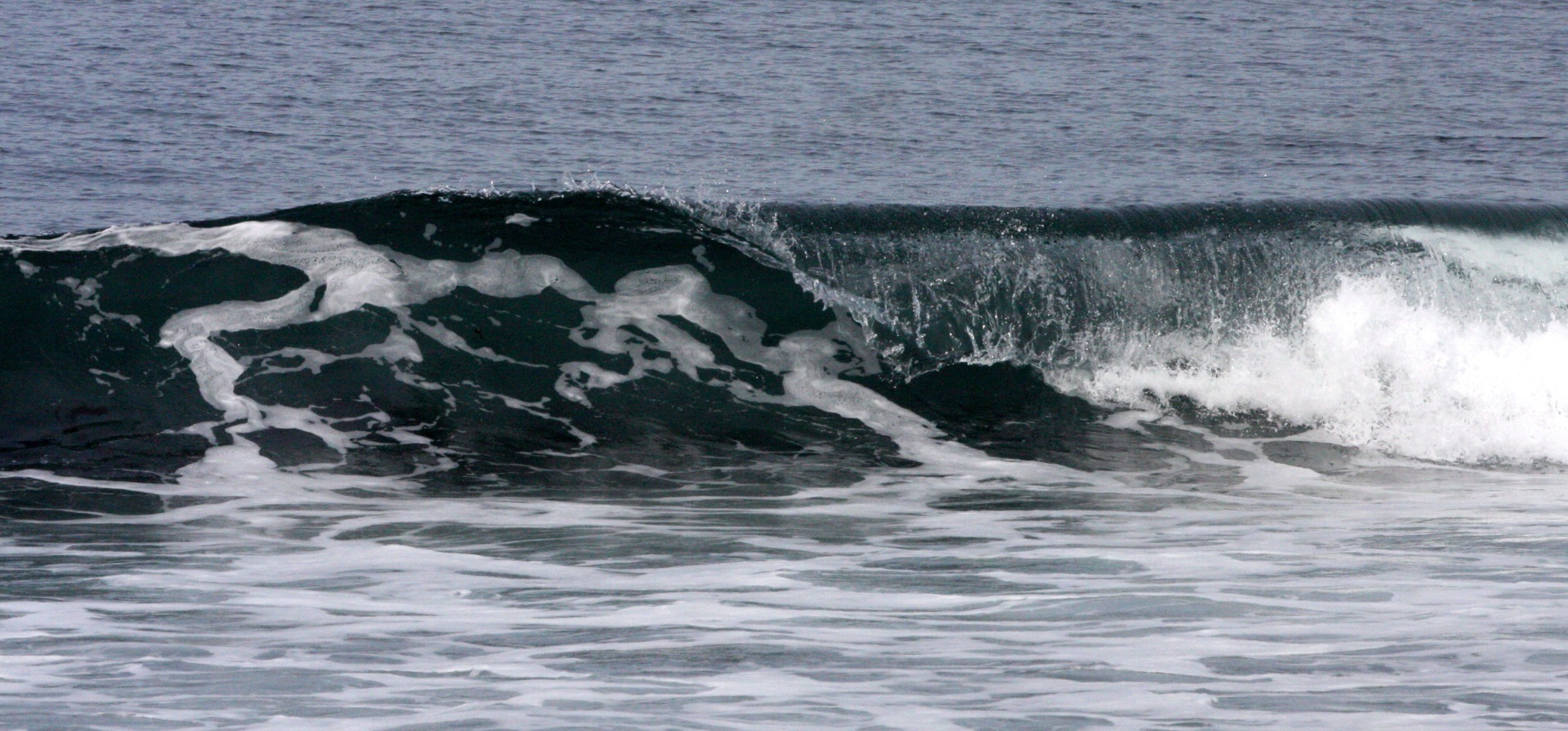 ELWHA RIVER MOUTH WAVES BREAKS (4).JPG