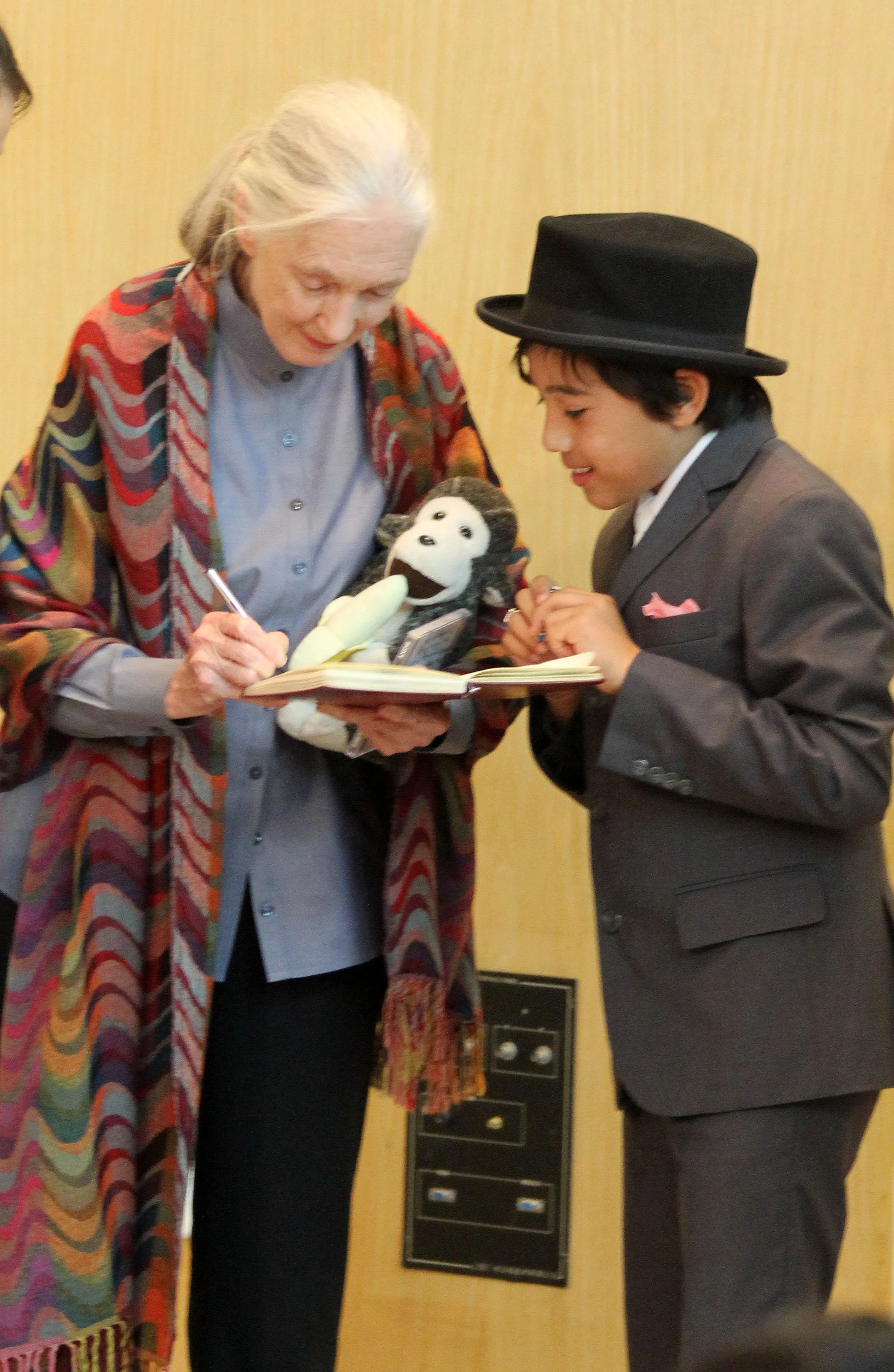 JANE GOODALL 2012 (41).JPG