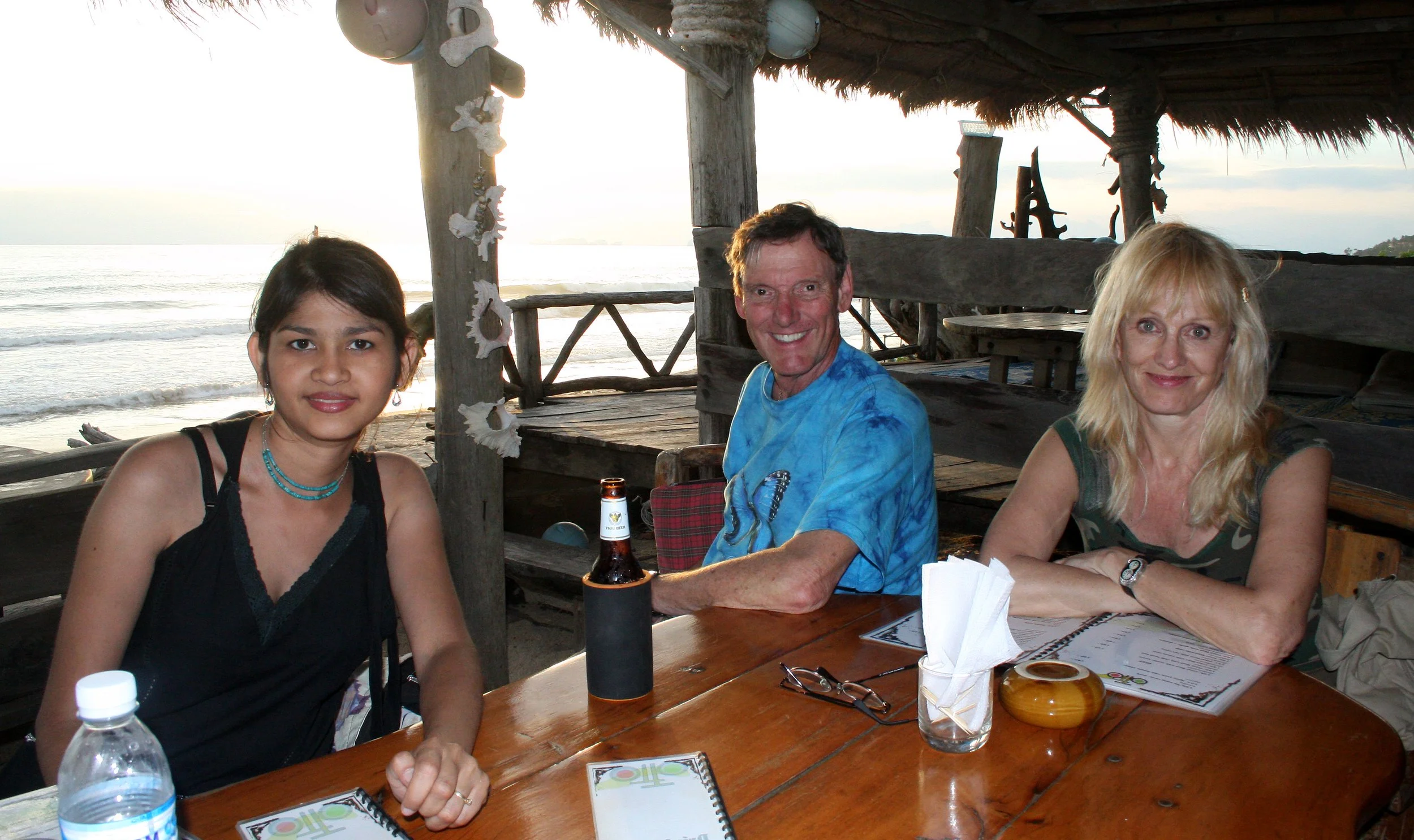 KOH LANTA - 2008 -  SUNSET AT OTTO'S (15).JPG