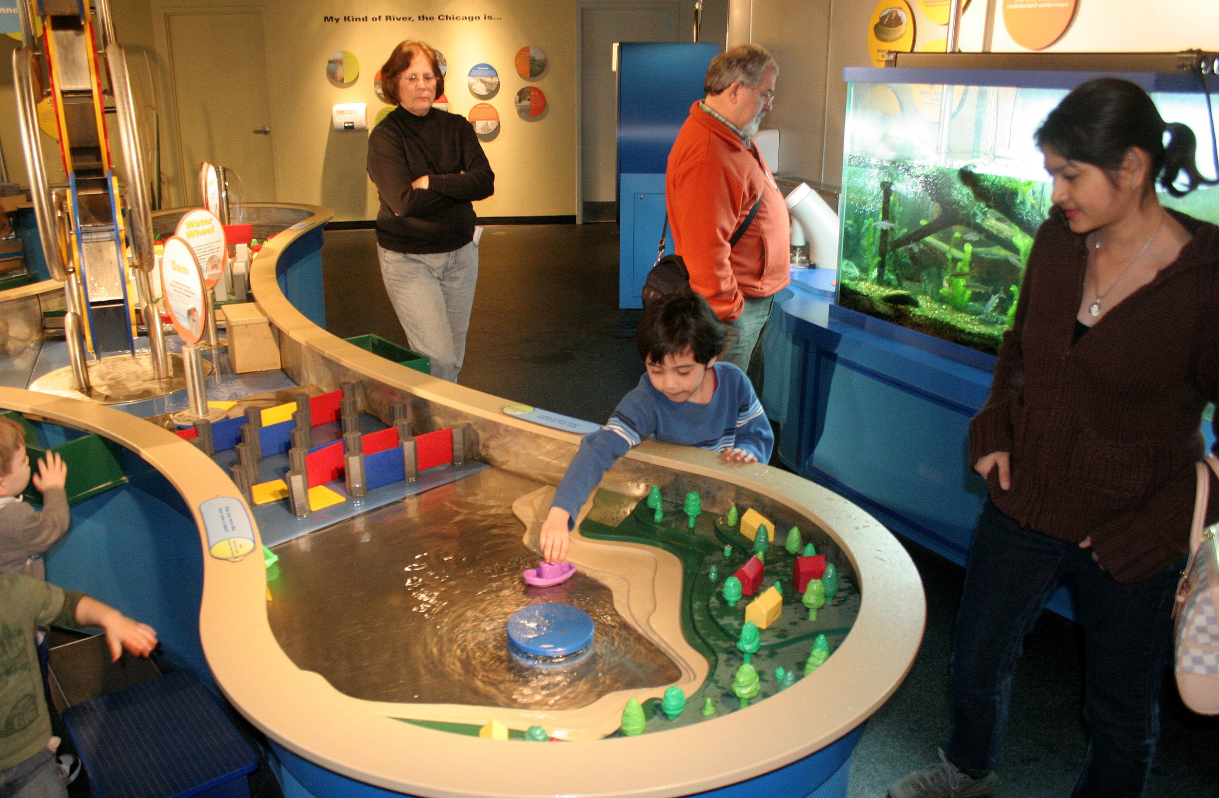 2008-3-31 CHICAGO SPRING TRIP - PEGGY BARTEAON NATURE MUSEUM.JPG