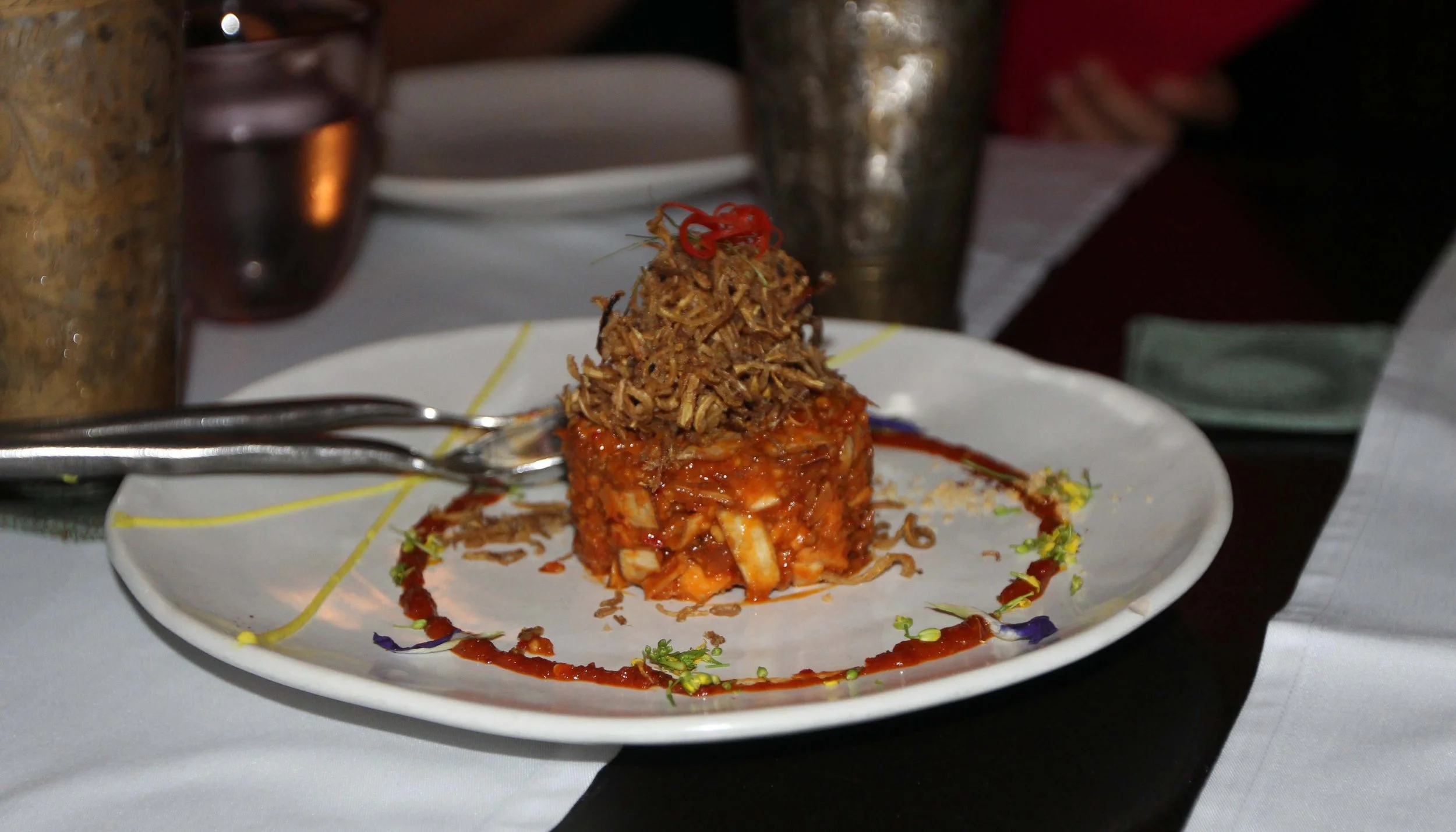 2013 BKK - NIGHT OUT AT ISSAYA WITH FRIENDS (27).JPG