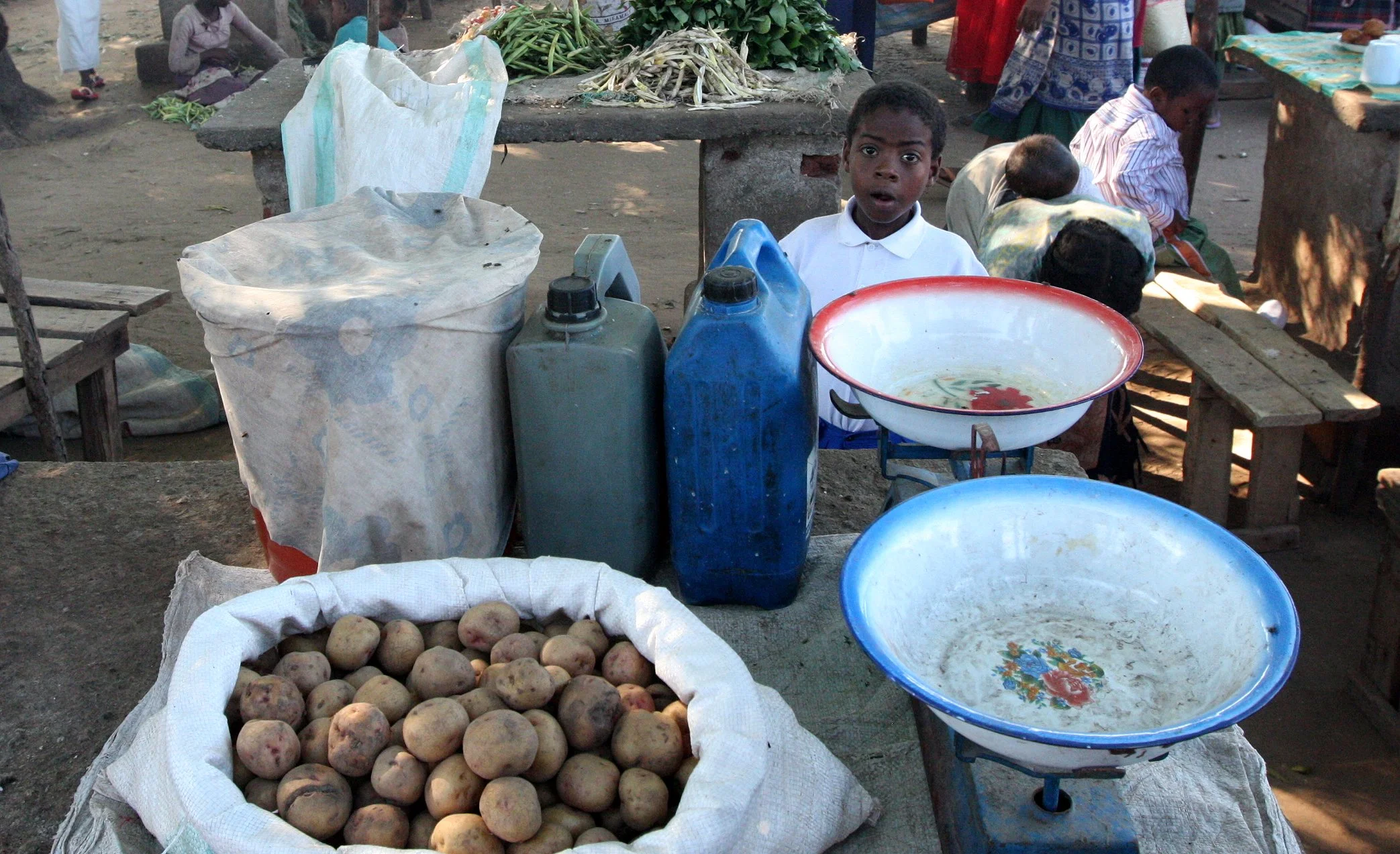 ANTANDROY VILLAGE - MARKET DAY (25).JPG