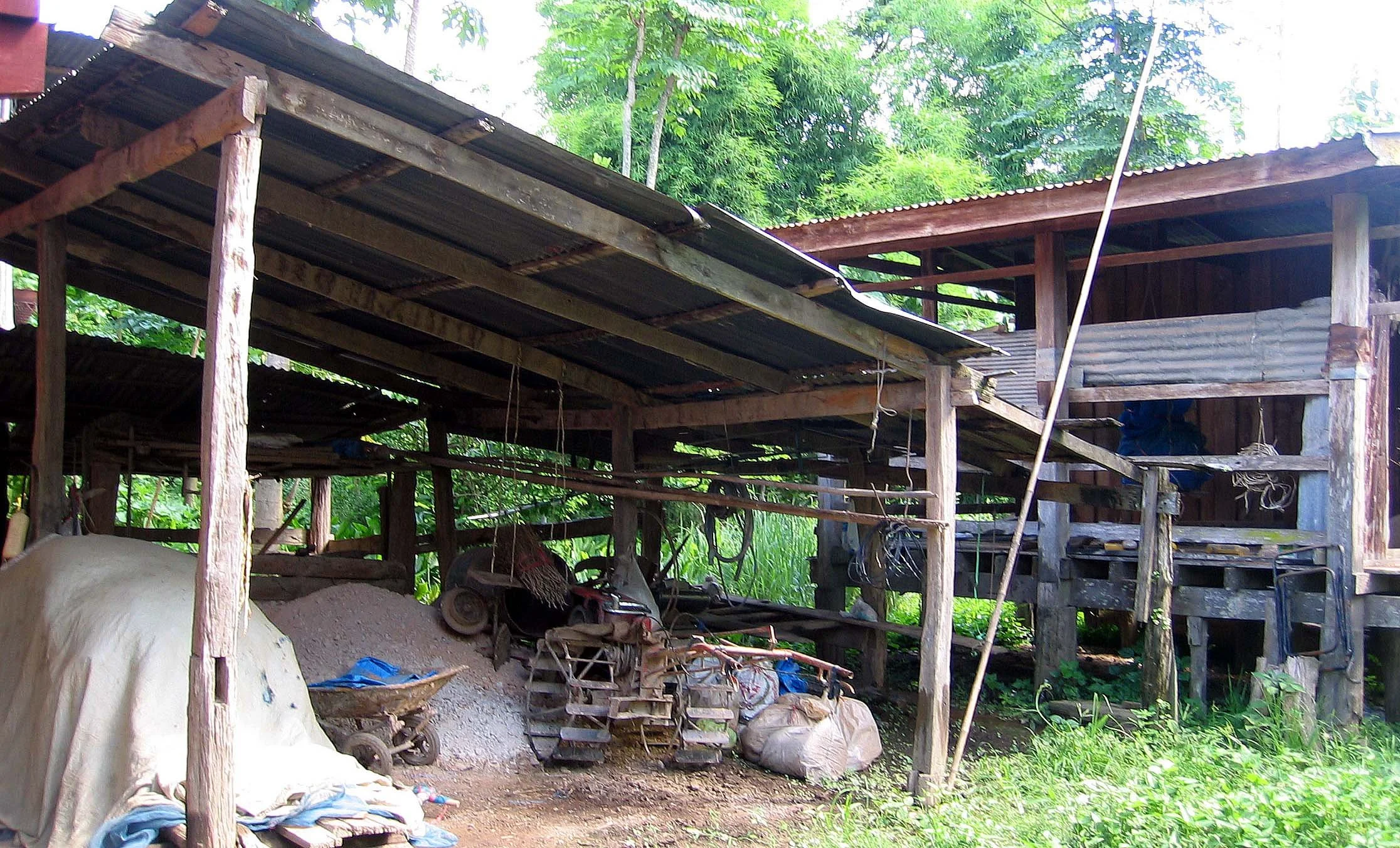 SRI SATCHANALAI - SAWANKOLOK KILNS - 2006 (7).jpg