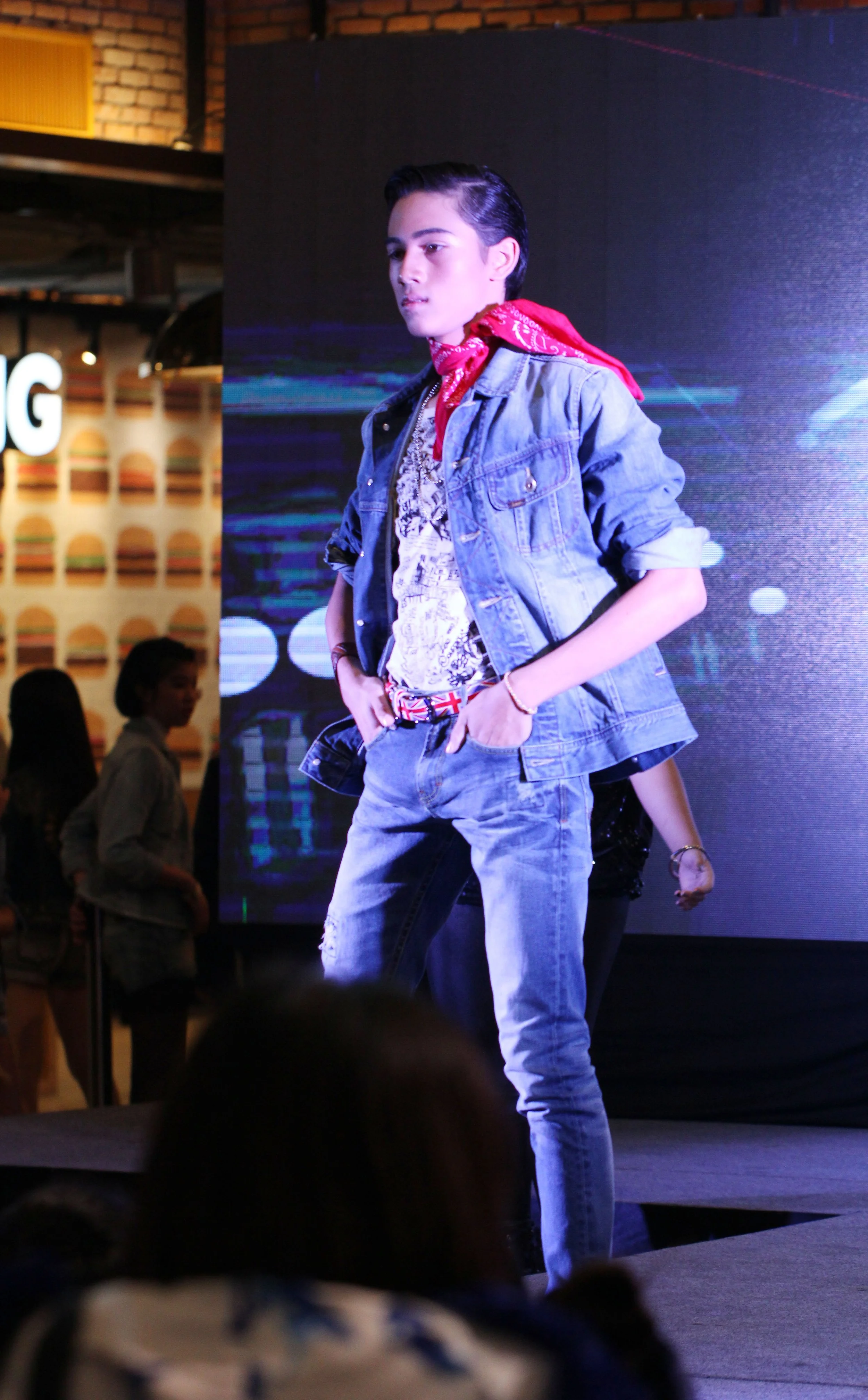 2016 Monkey Town Modeling Cokie in Bangkok (69).JPG