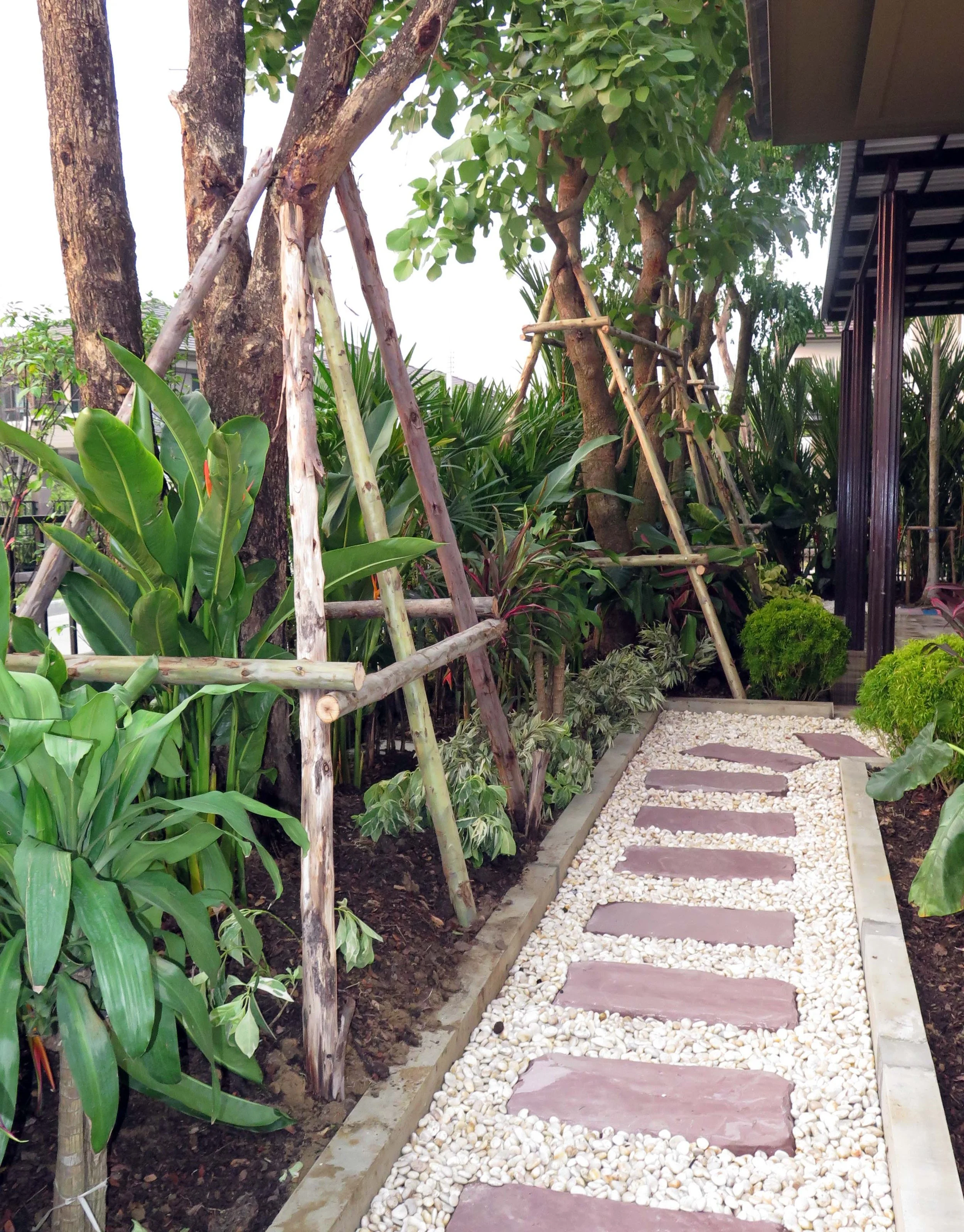 2013 Nonthaburi Setthasiri House and Nonthaburi Neighborhood (114).JPG