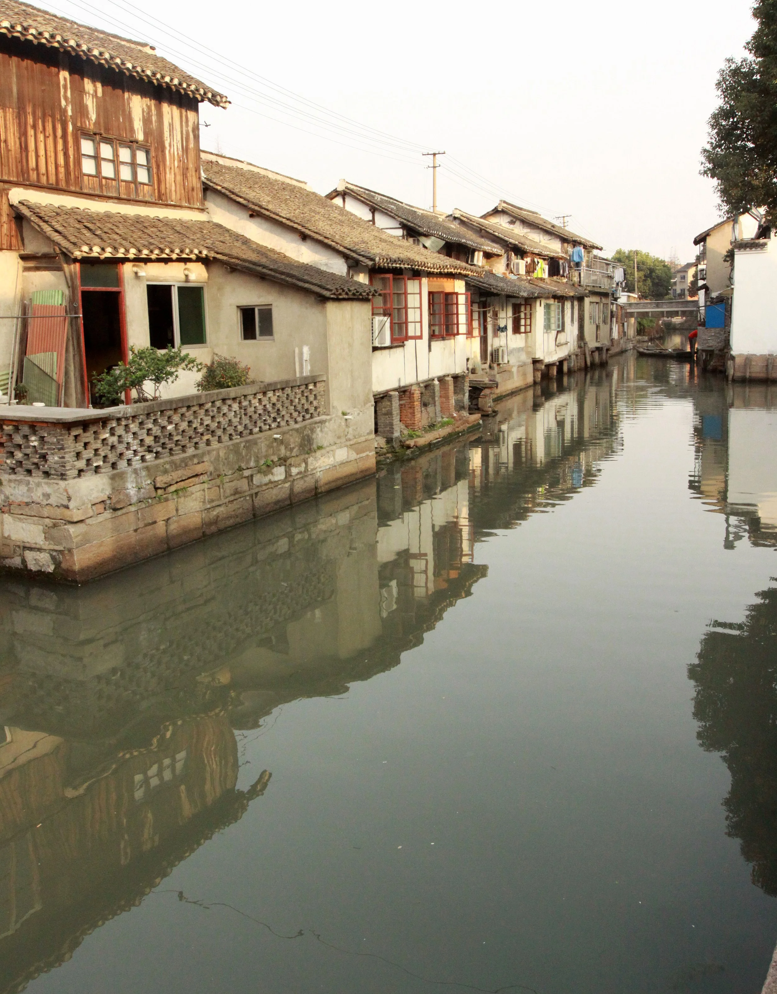 ZHUJIAJIAO WATER TOWN - NOVEMBER 20 2011 (124).JPG