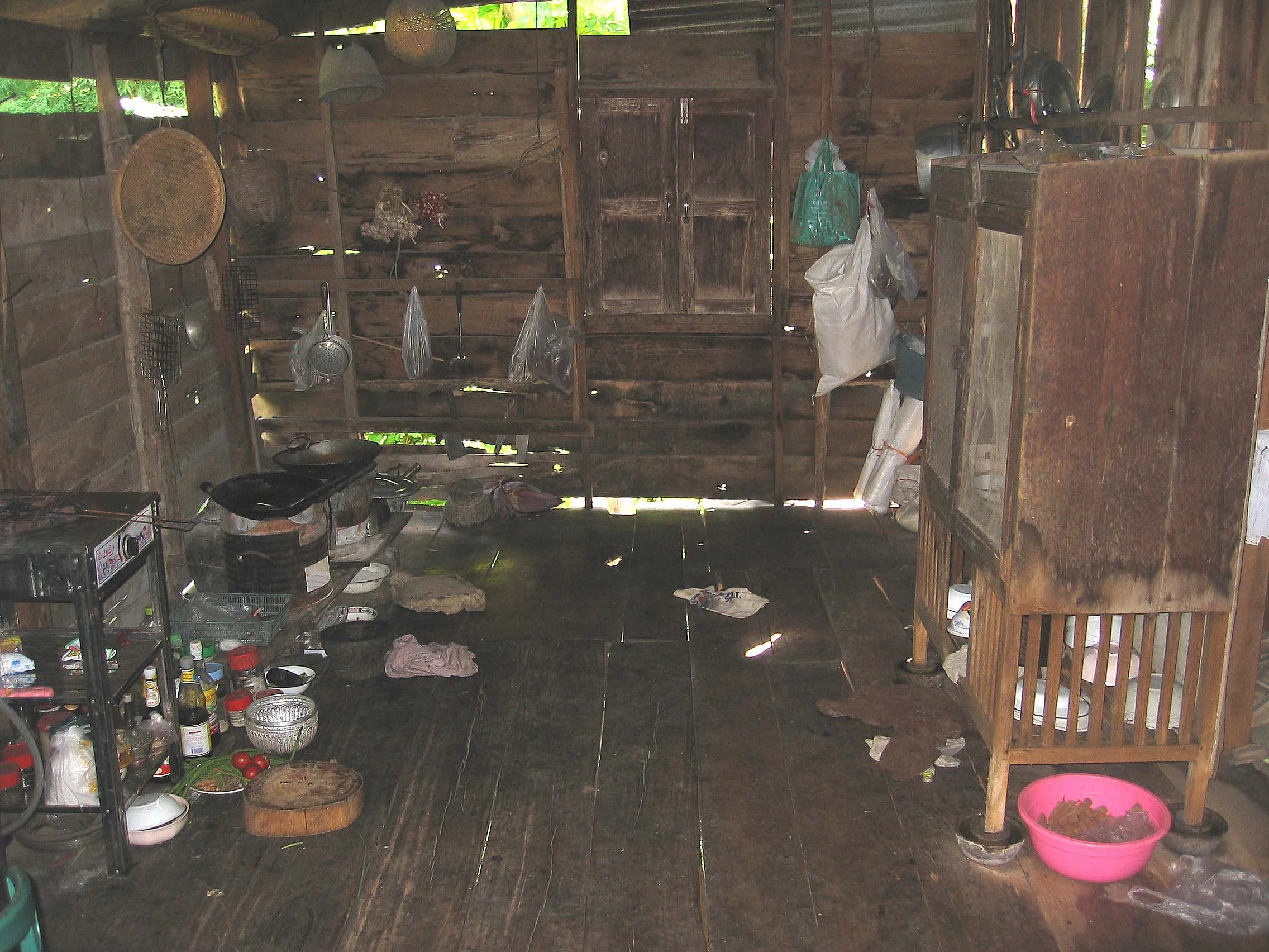SRI SATCHANALAI - SAWANKOLOK KILNS - 2006 (10).jpg