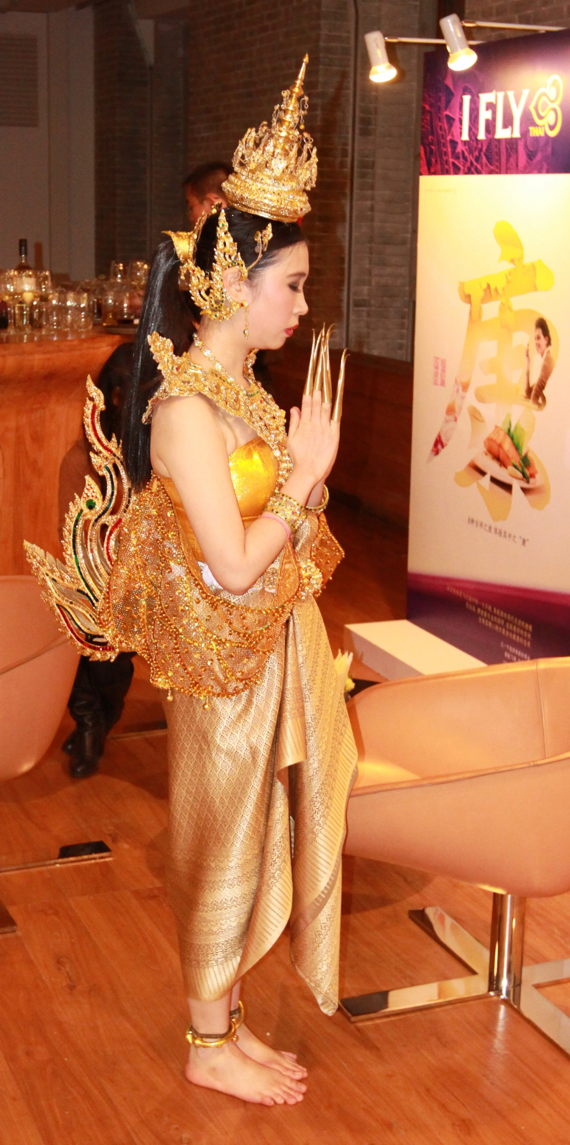 THAI CONSULATE DINNER AND BENEFIT (105).JPG