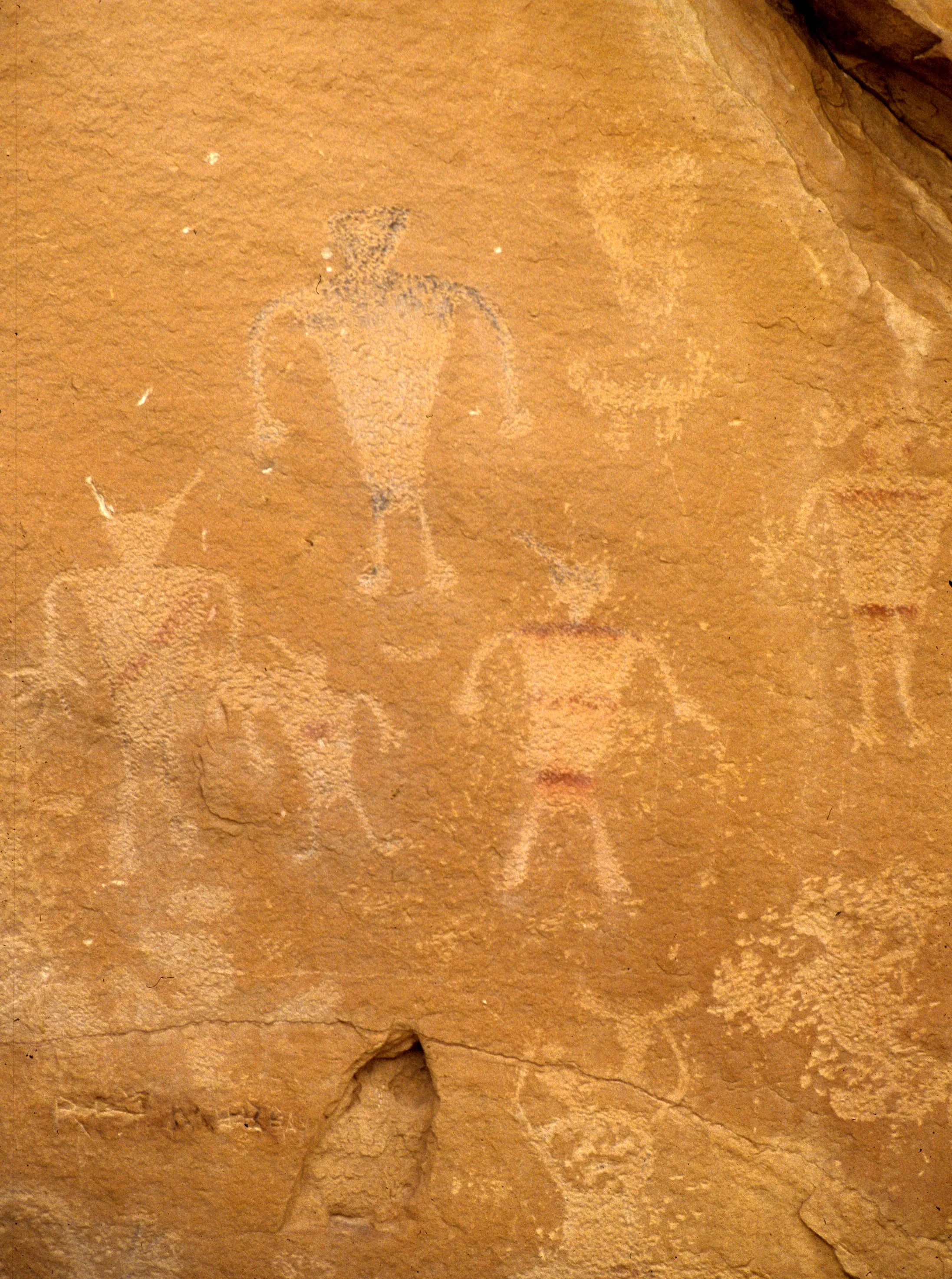 ANASAZILAND - PETROGLYPHS AT CAPITOL REEF NP (4).jpg