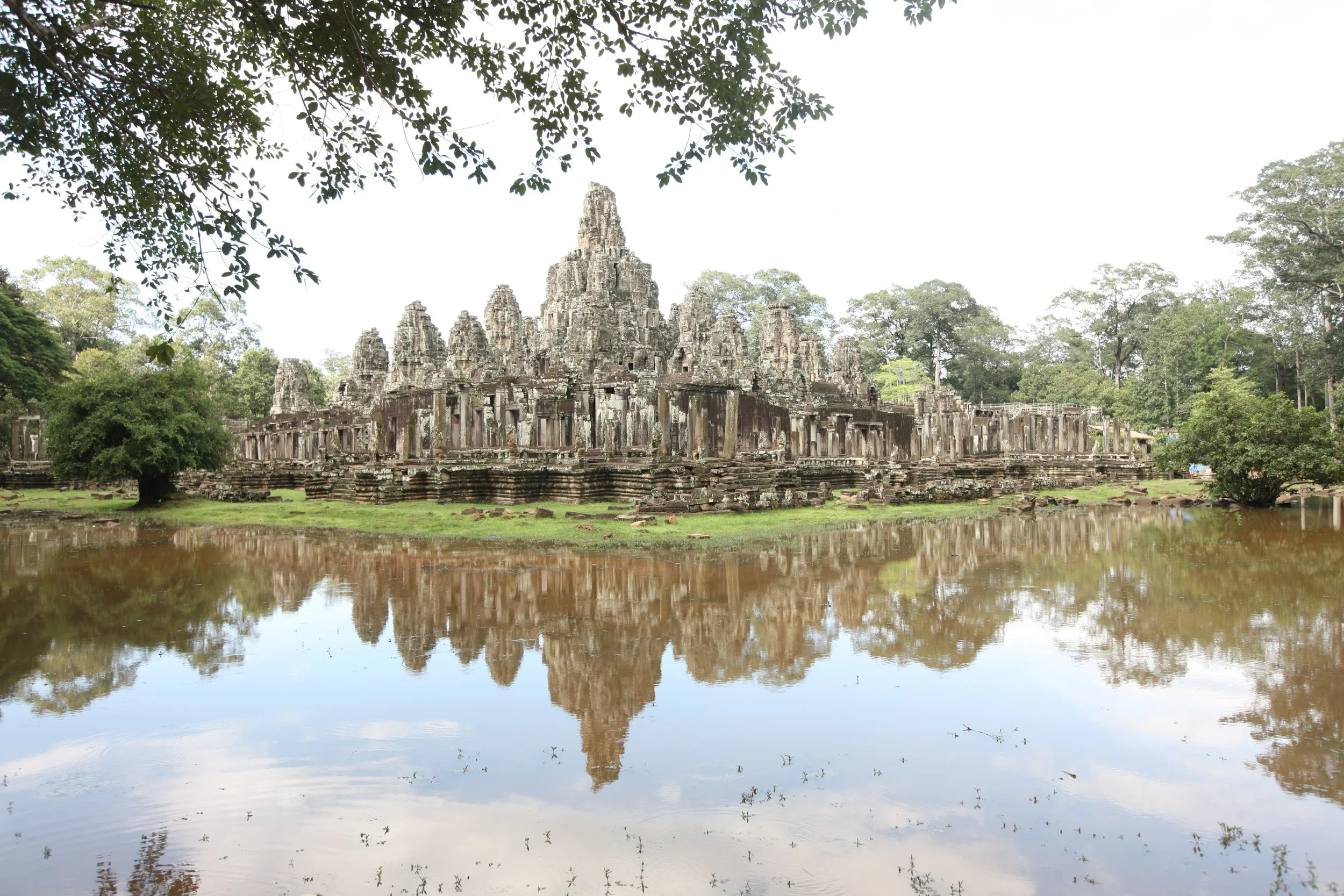 BAYON TEMPLE - CAMBODIA - JULY 2010 (48).JPG