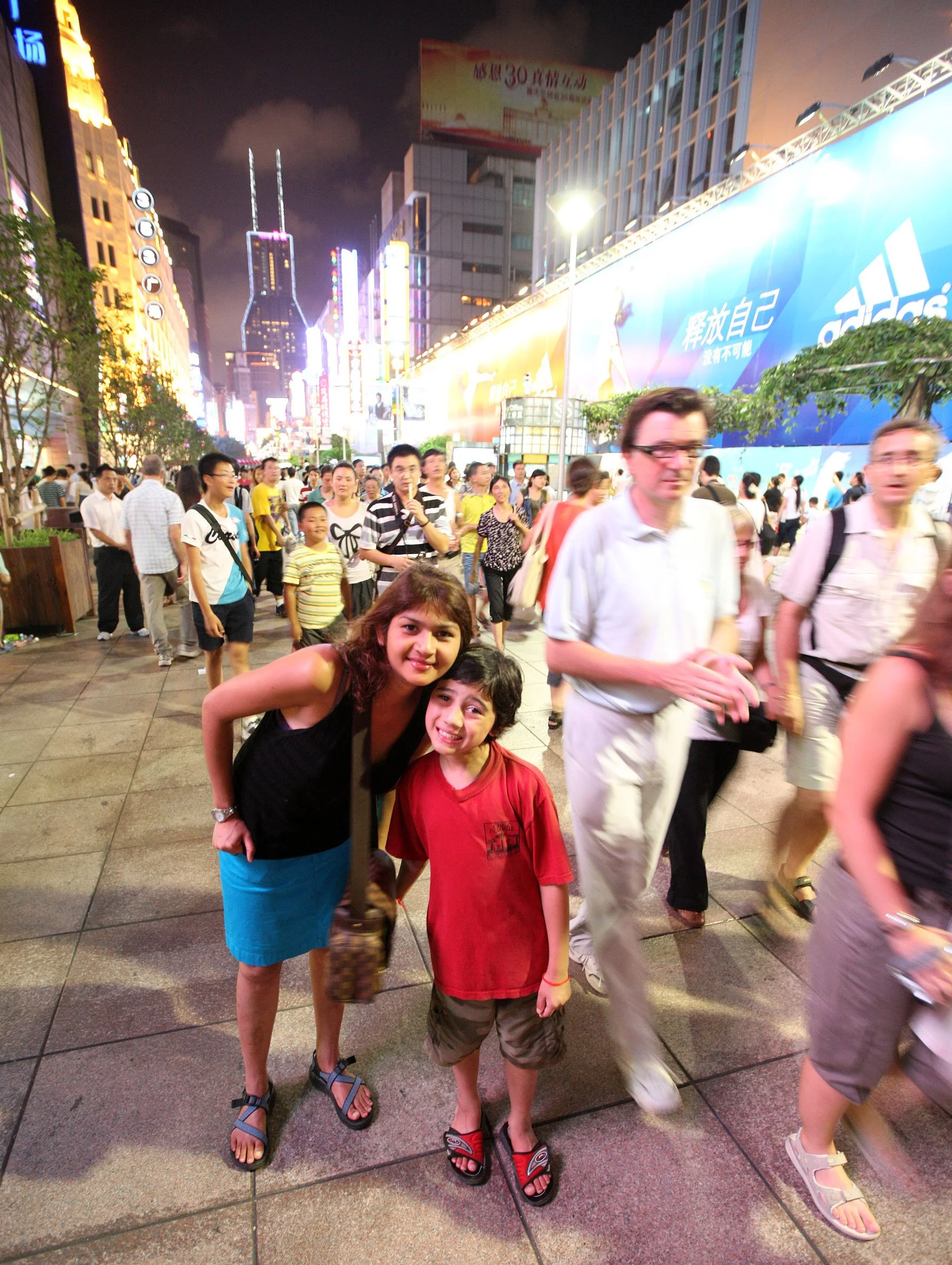 SHANGHAI NIGHT OUT - NANJING ROAD IN AUGUST (33).JPG