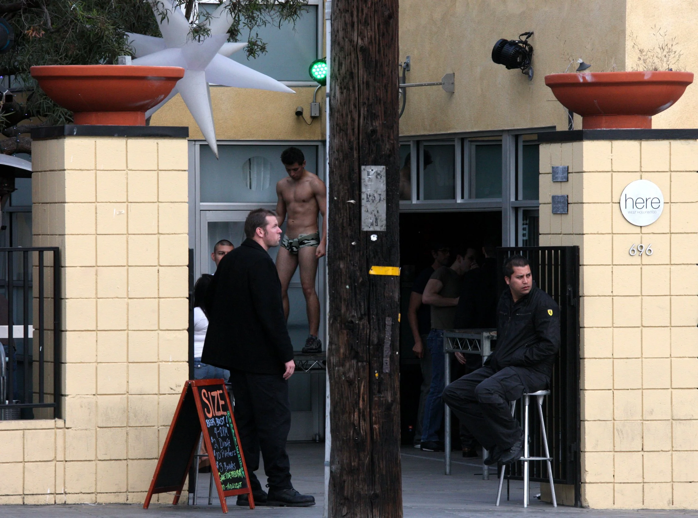 2010-4-4 BEVERLY HILLS & HOLLYWOOD - ROADTRIP 2010 (16).JPG