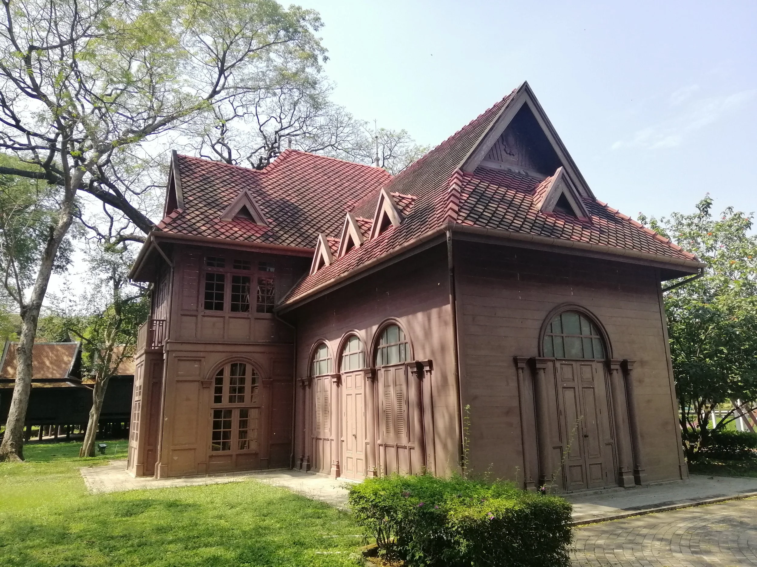 2019 Nakhon Pathom Trip Temples with Cokie (36).jpg