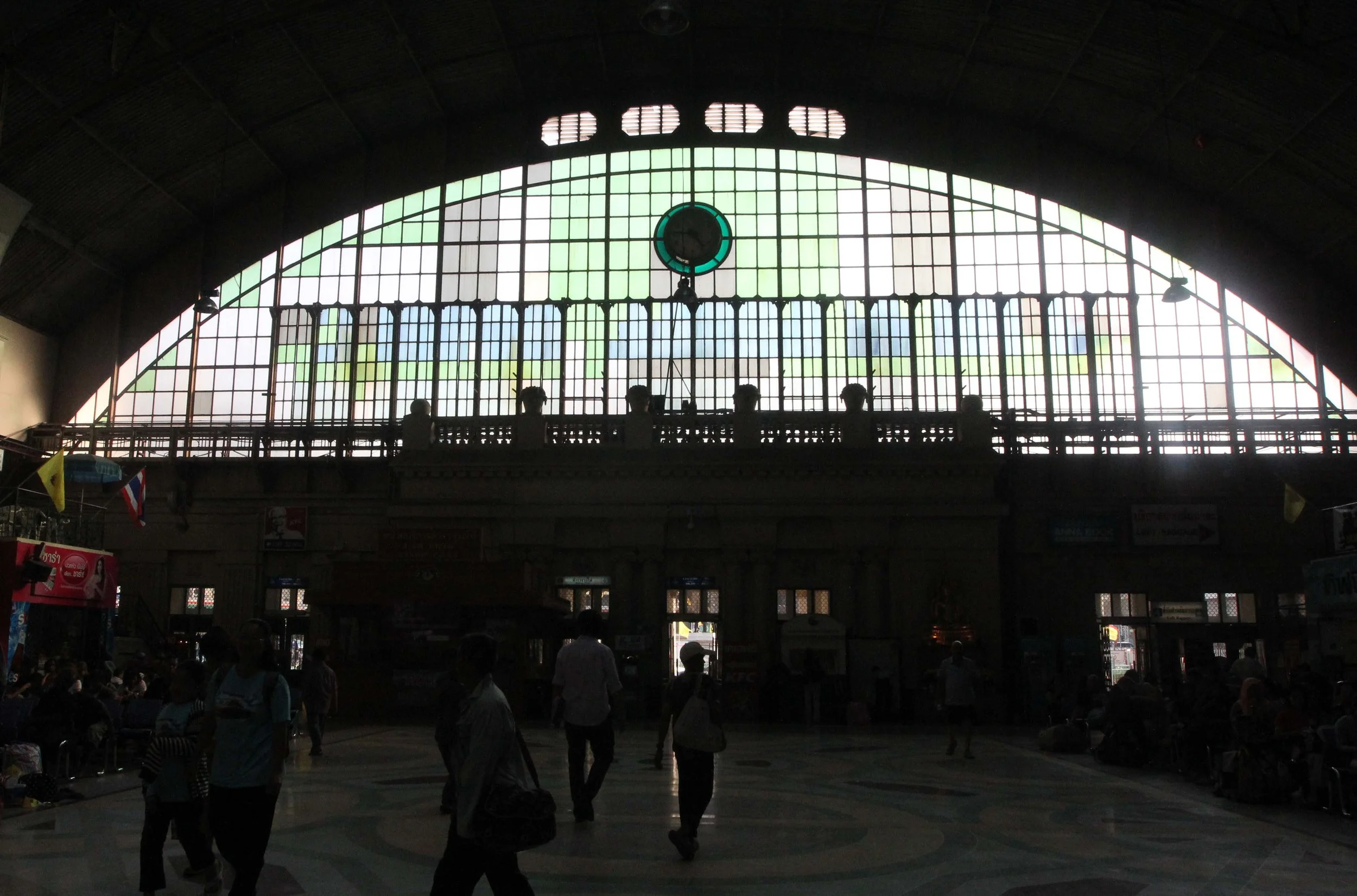 2014 ISB Trip to Hua Lamphong Railway Station Bangkok (2).JPG