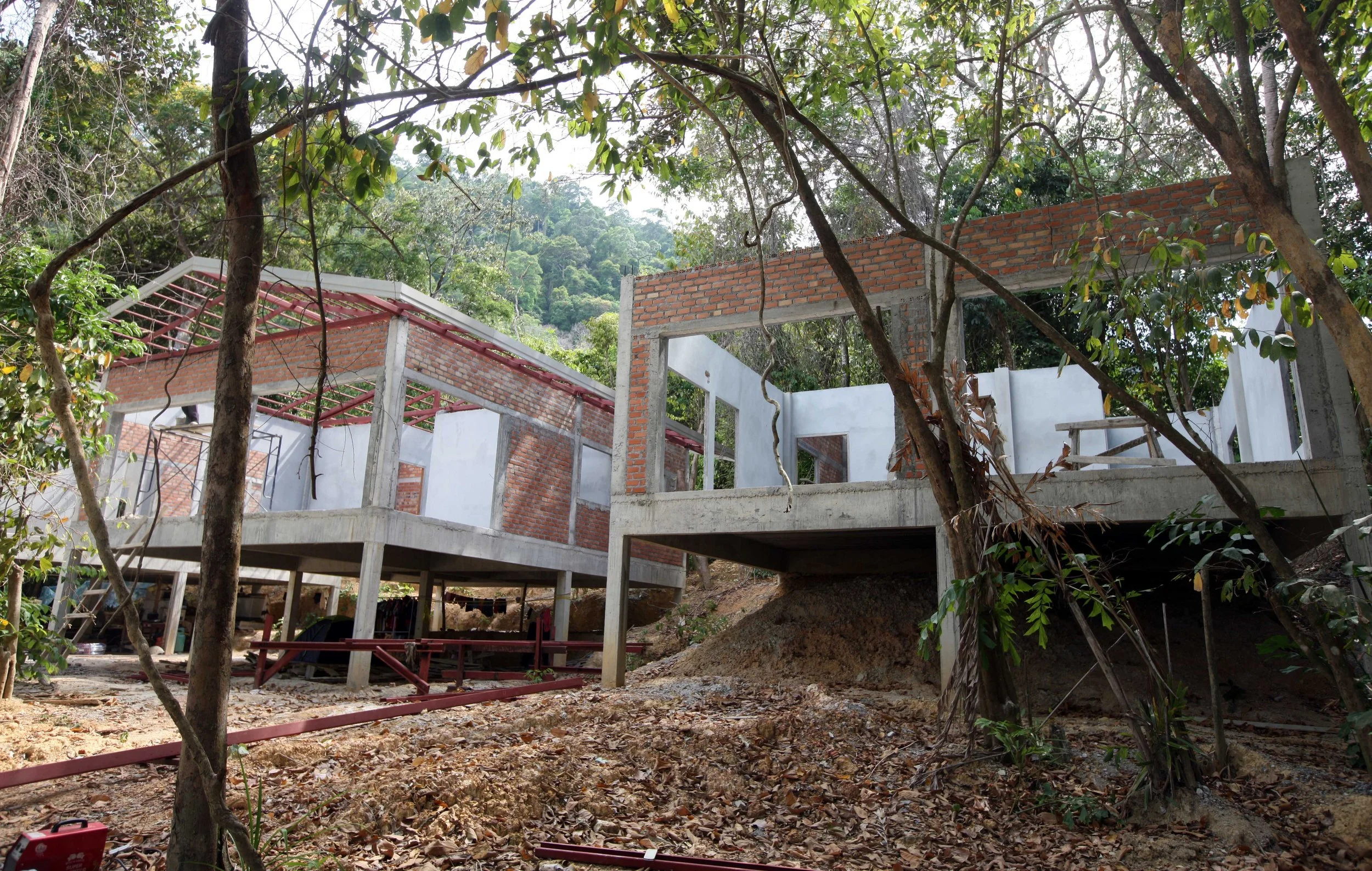 2015 Koh Lanta Songkran with friends from ISB (28).JPG