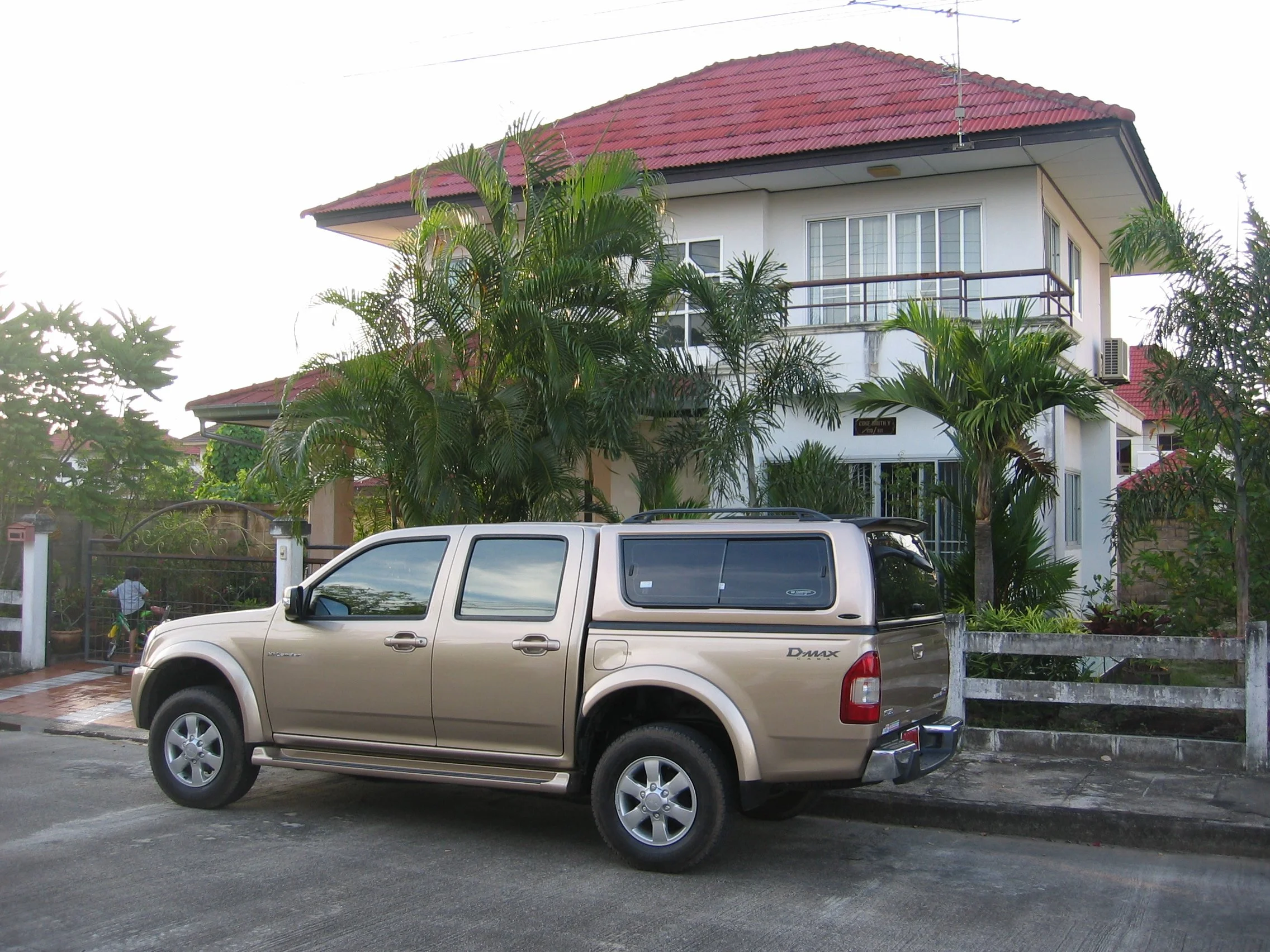2006 Nakhonsithammarat Siam Nakhon Thani (1).JPG
