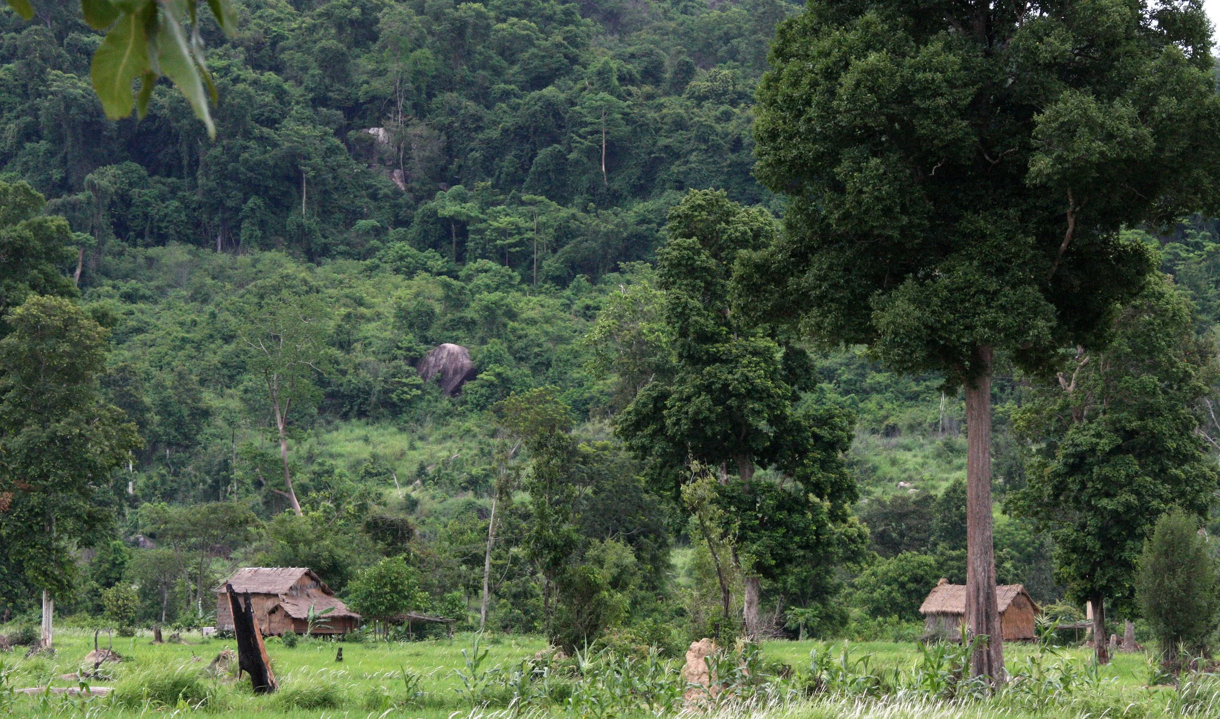 KULEN MOUNTAIN CAMBODIA - 1000 LINGHA RIVER (70).JPG