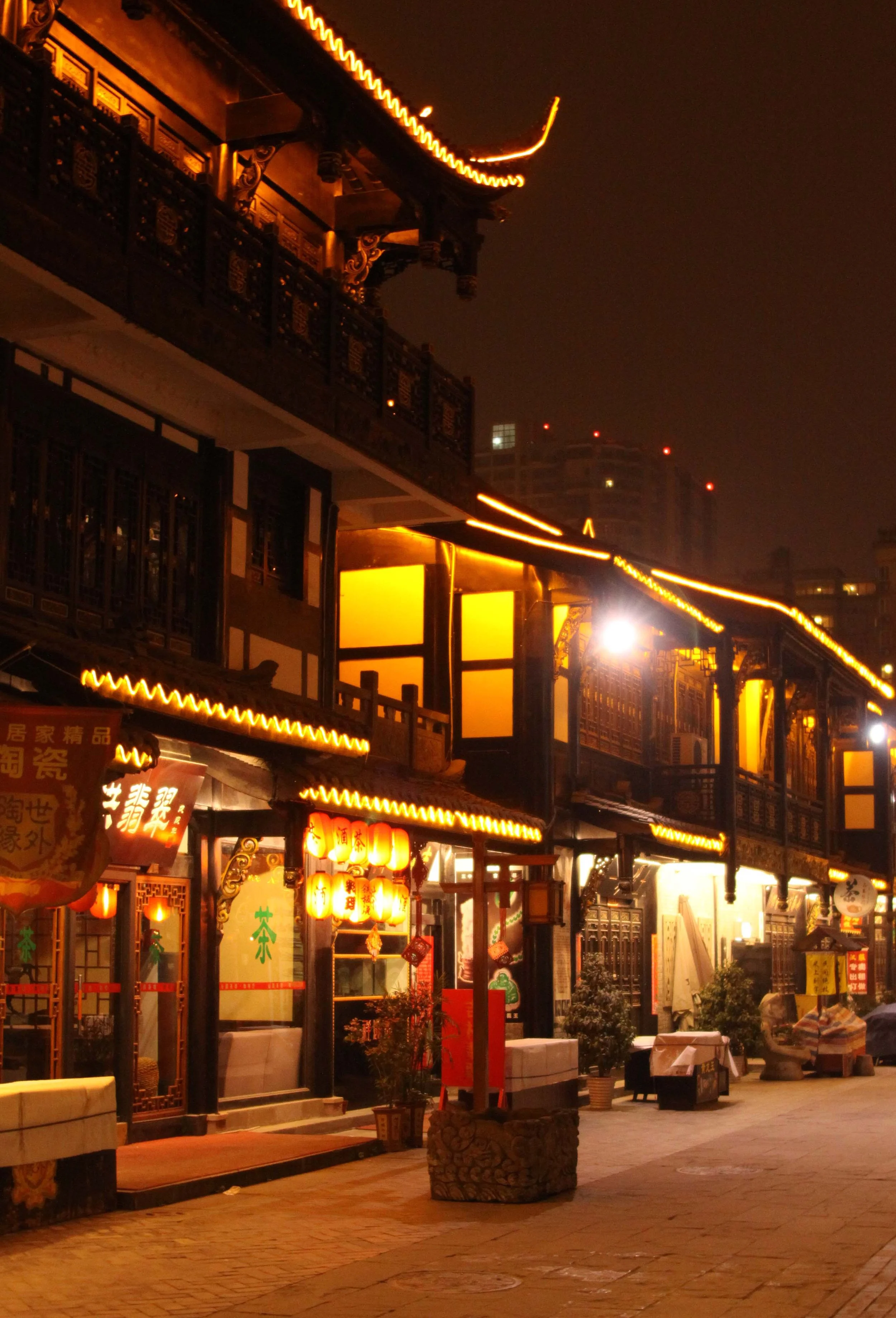 CHENGDU - JINLI STREET AND OLDTOWN - SICHUAN CHINA (2).JPG