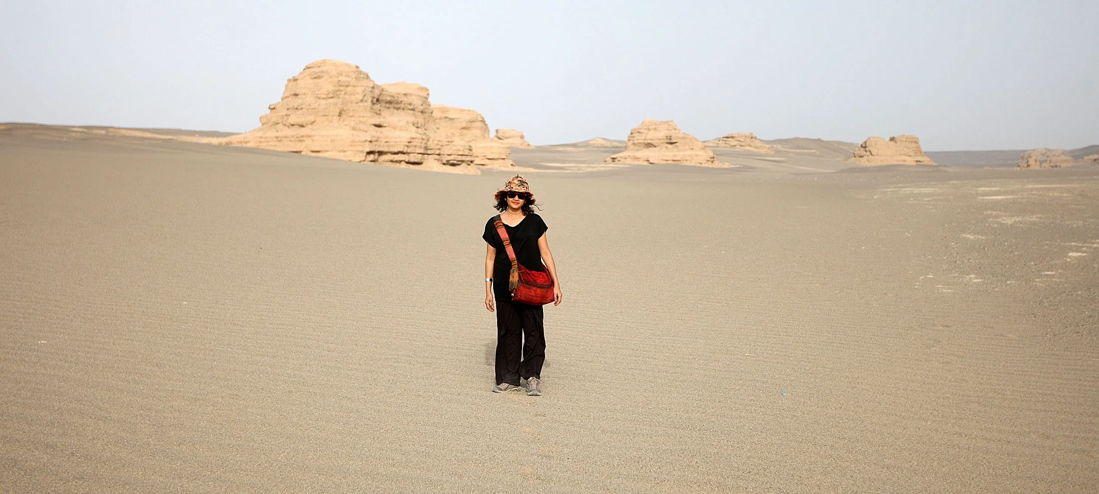 YADAN NATIONAL GEOLOGICAL PARK - GANSU CHINA (3).JPG