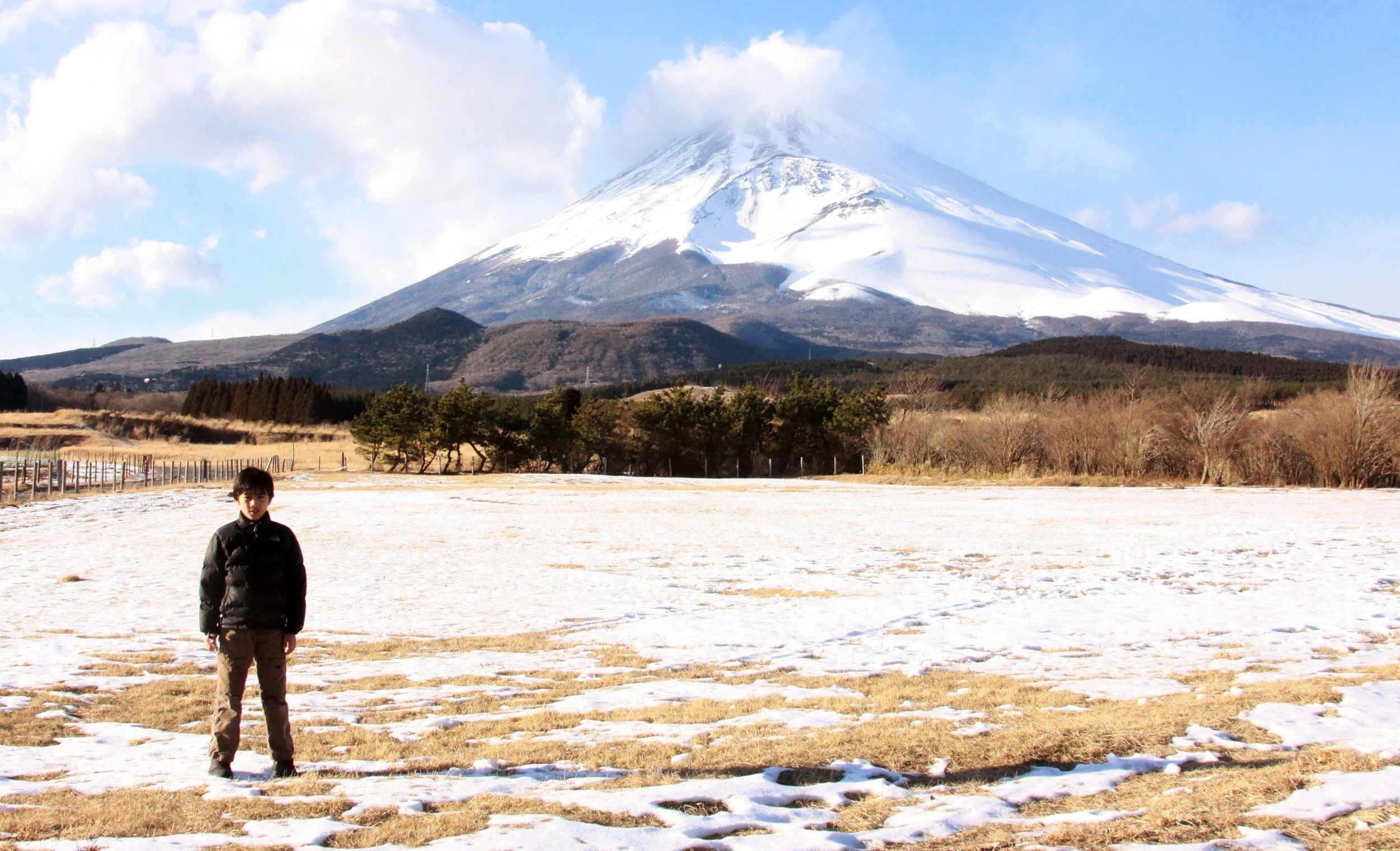 MOUNT FUJI - AS SEEN FROM FUJI SHI CITY (5).JPG