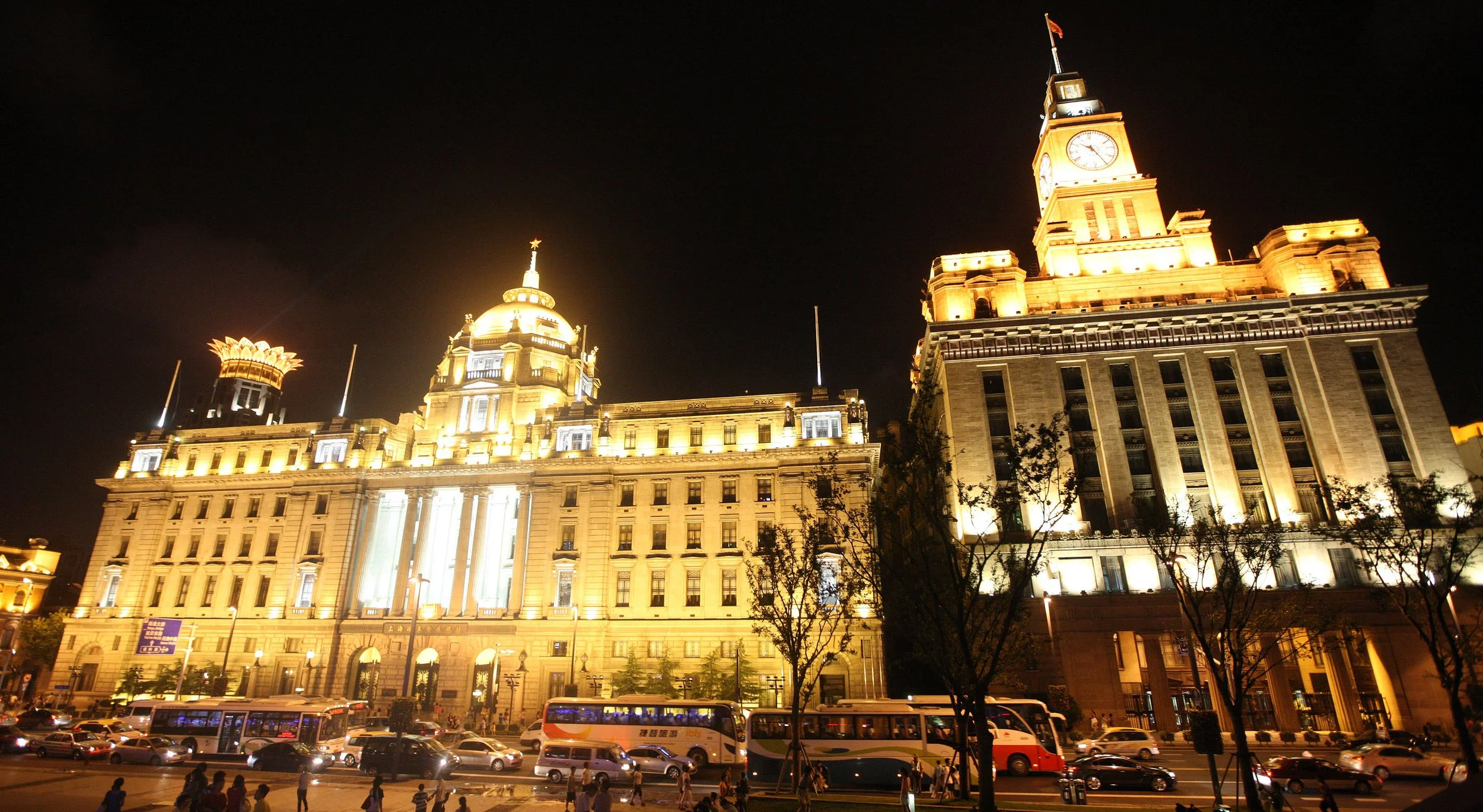 SHANGHAI NIGHT OUT - THE BUND IN AUGUST (18).JPG
