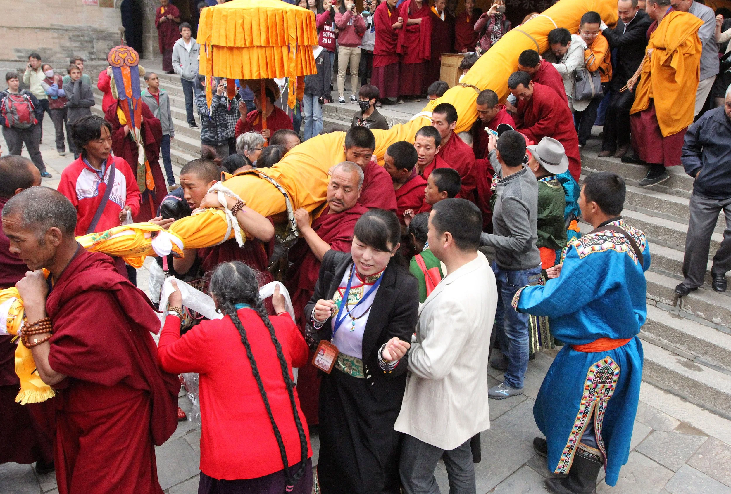 KUMBUM MONASTERY - QINGHAI - SUNNING BUDDHA FESTIVAL 2013 (91).JPG