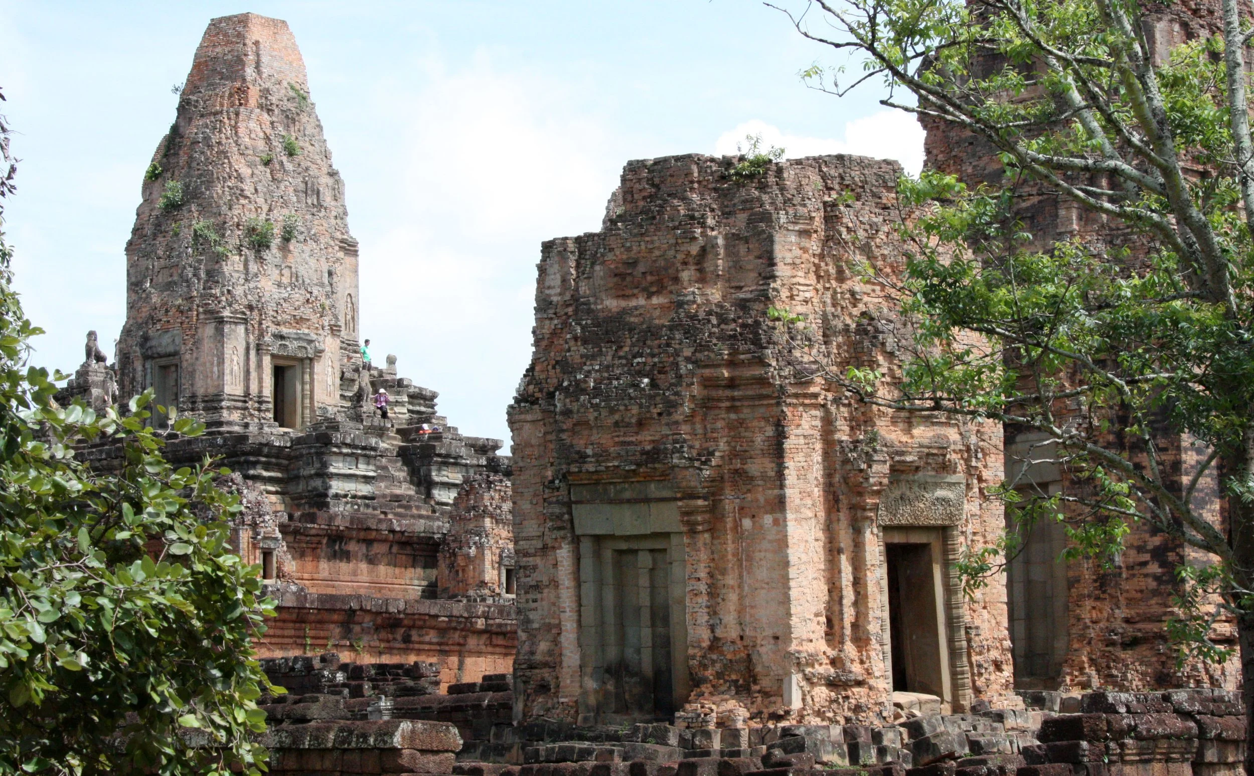 EAST MEBON TEMPLE CAMBODIA - JULY 2010 (4).JPG