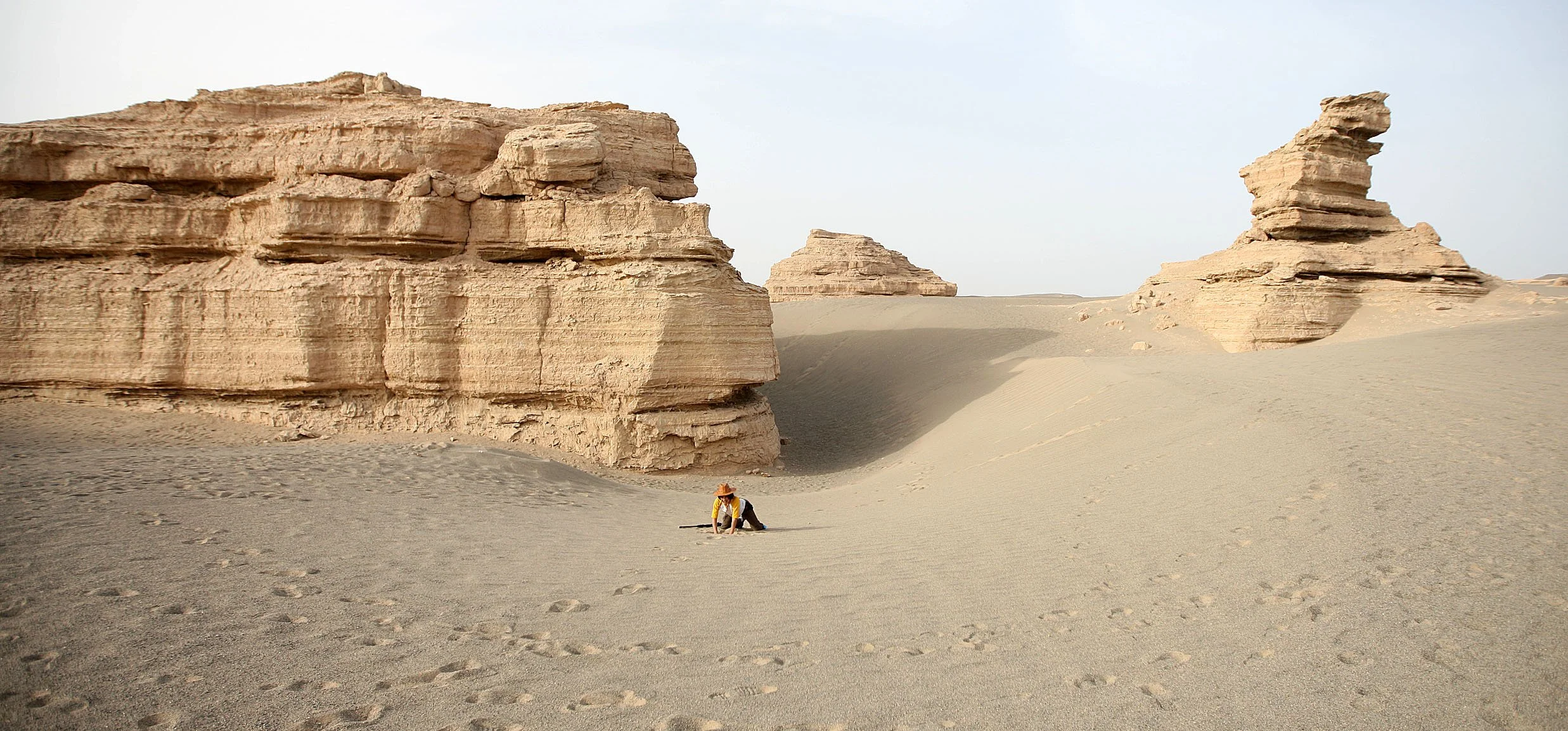 YADAN NATIONAL GEOLOGICAL PARK - GANSU CHINA (4).JPG
