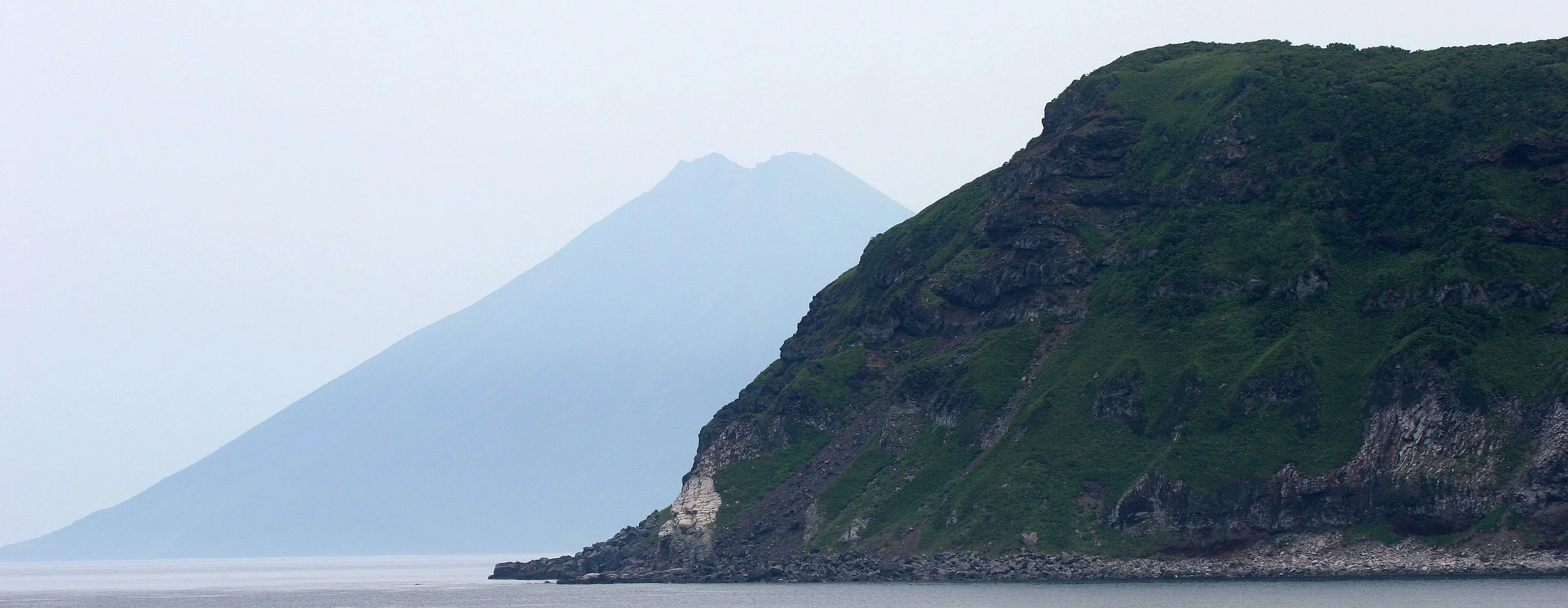 KURIL ISLANDS - VIEW LANDSCAPES AND GEOL - RUSSIA (123).jpg