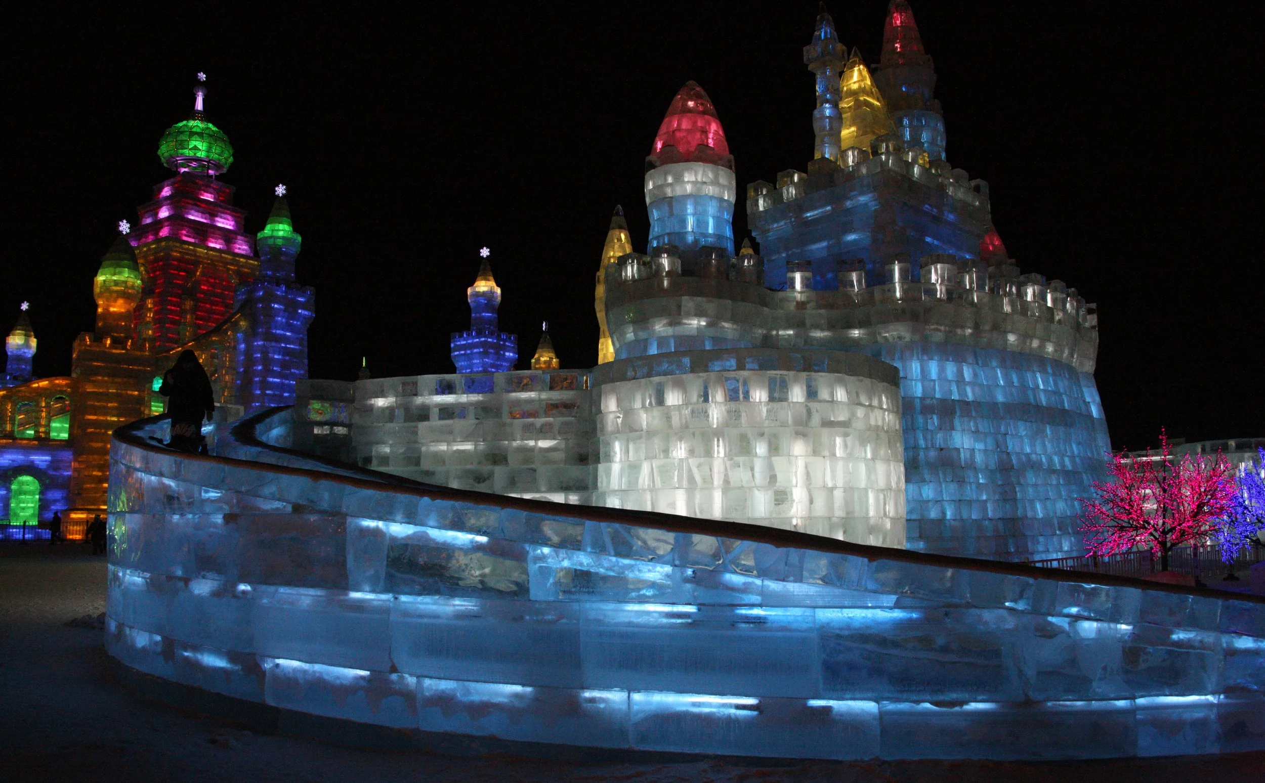 HARBIN ICE & SNOW FESTIVAL FEBRUARY 2012 (109).JPG