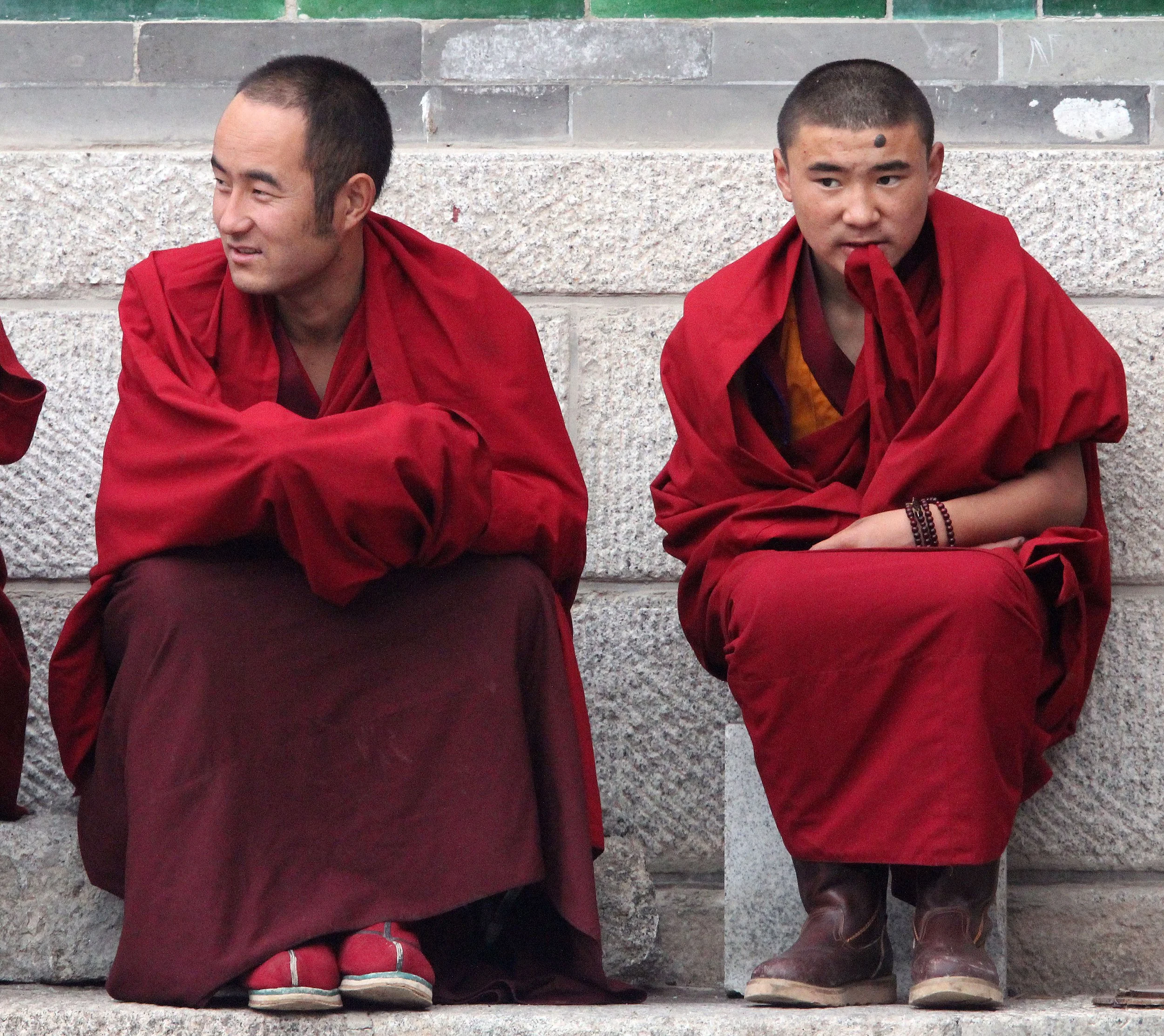 KUMBUM MONASTERY - QINGHAI - SUNNING BUDDHA FESTIVAL 2013 (6).JPG