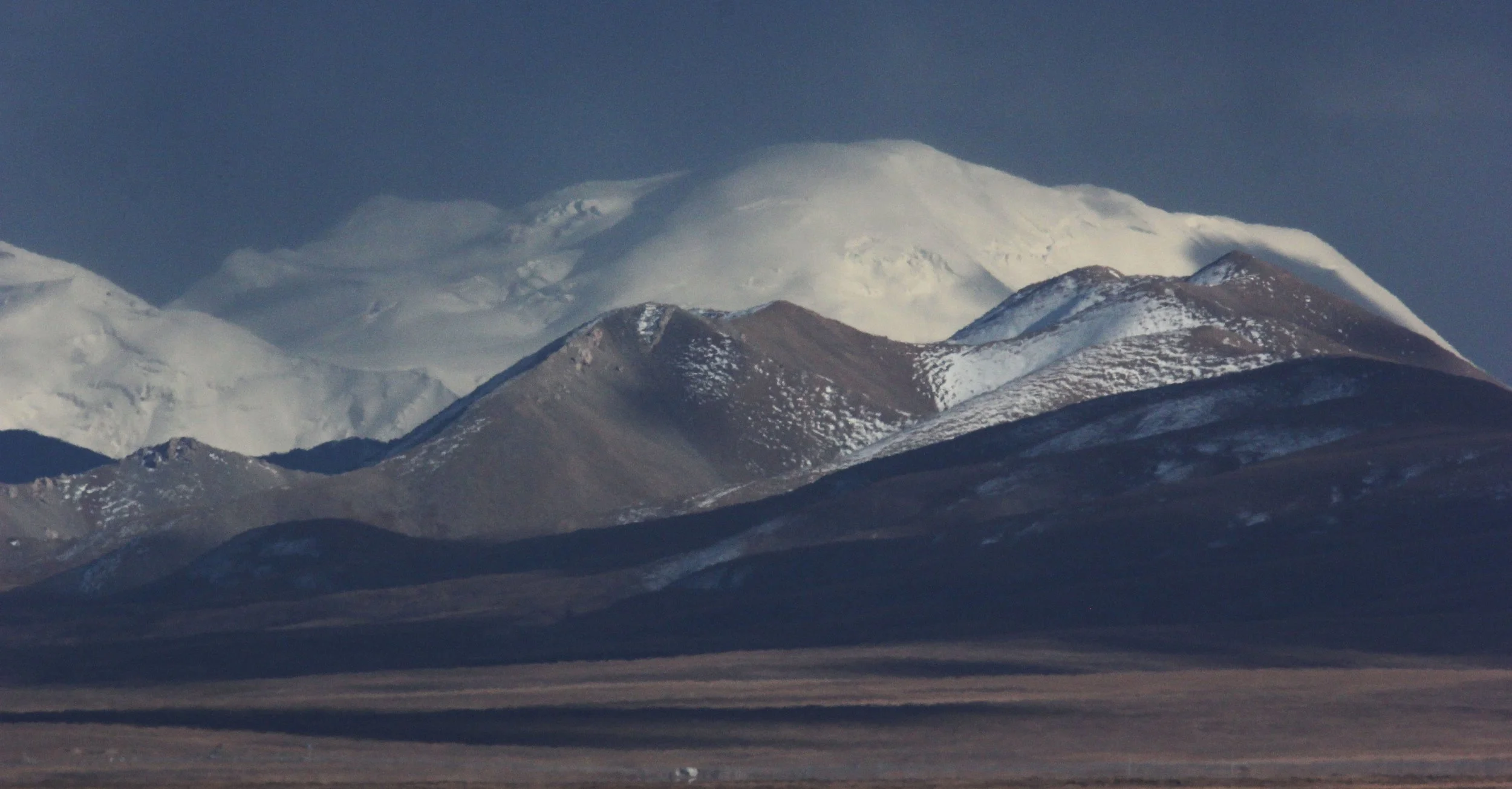 DONG GEI CUO NA LAKE QINGHAI CHINA.JPG
