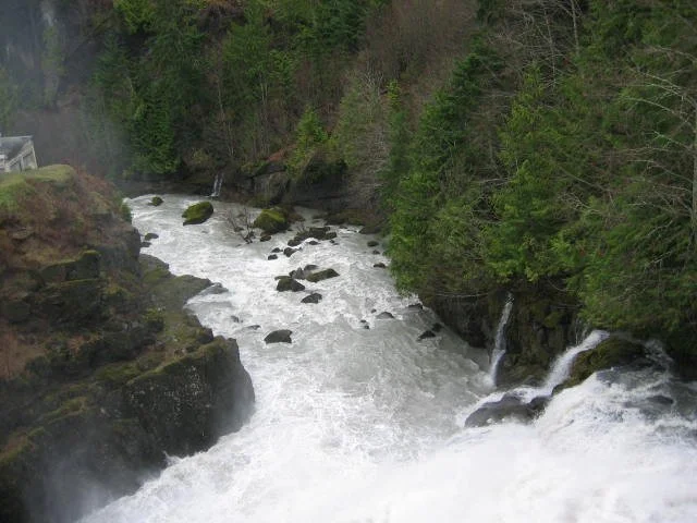 2005-12-31 DAY TRIP TO CRESCENT LAKE AND ELWHA (10).JPG